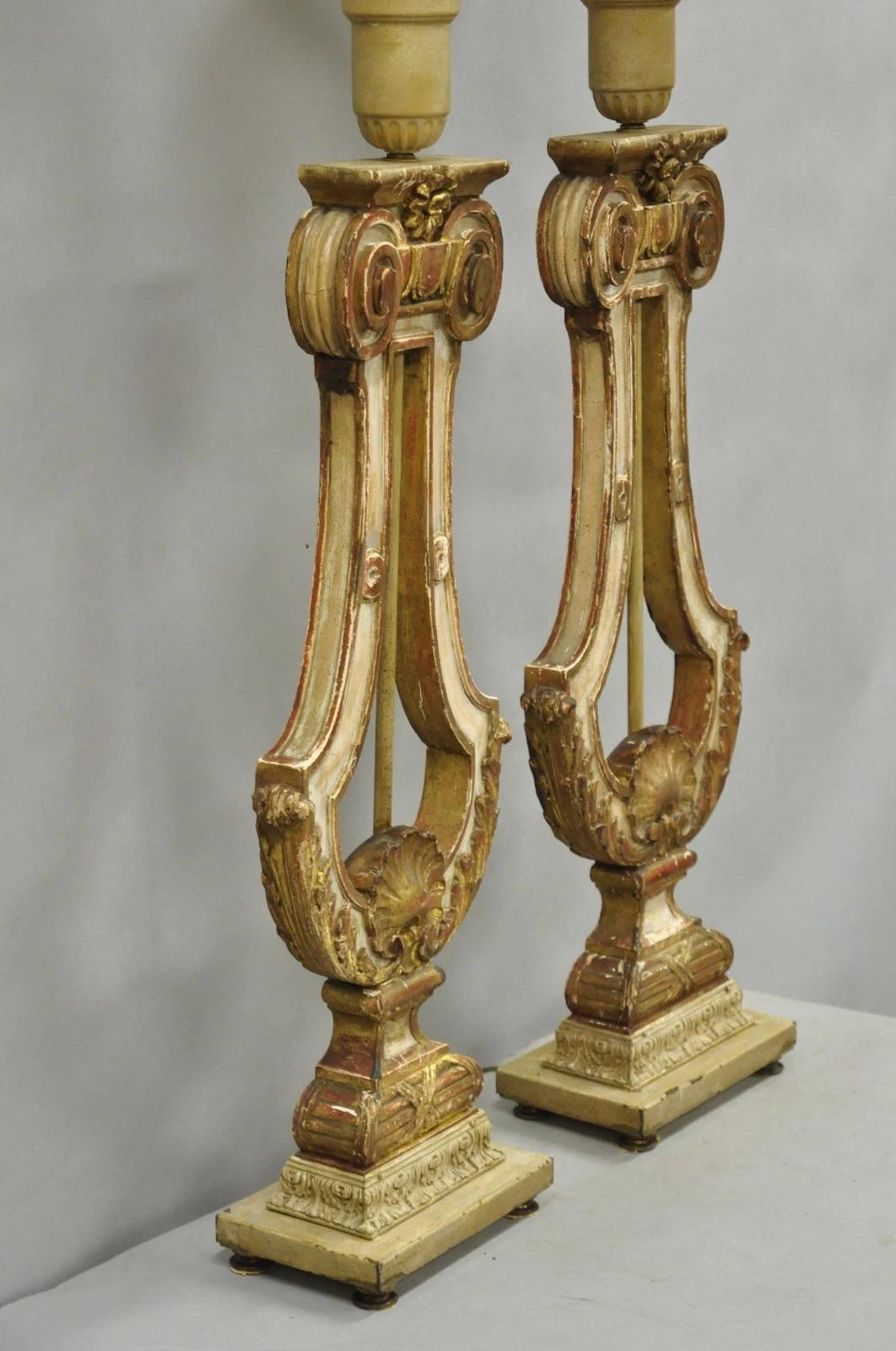 Italian Neoclassical Cream & Gold Gilt Carved Wood Harp Column Table Lamp - Pair For Sale 1