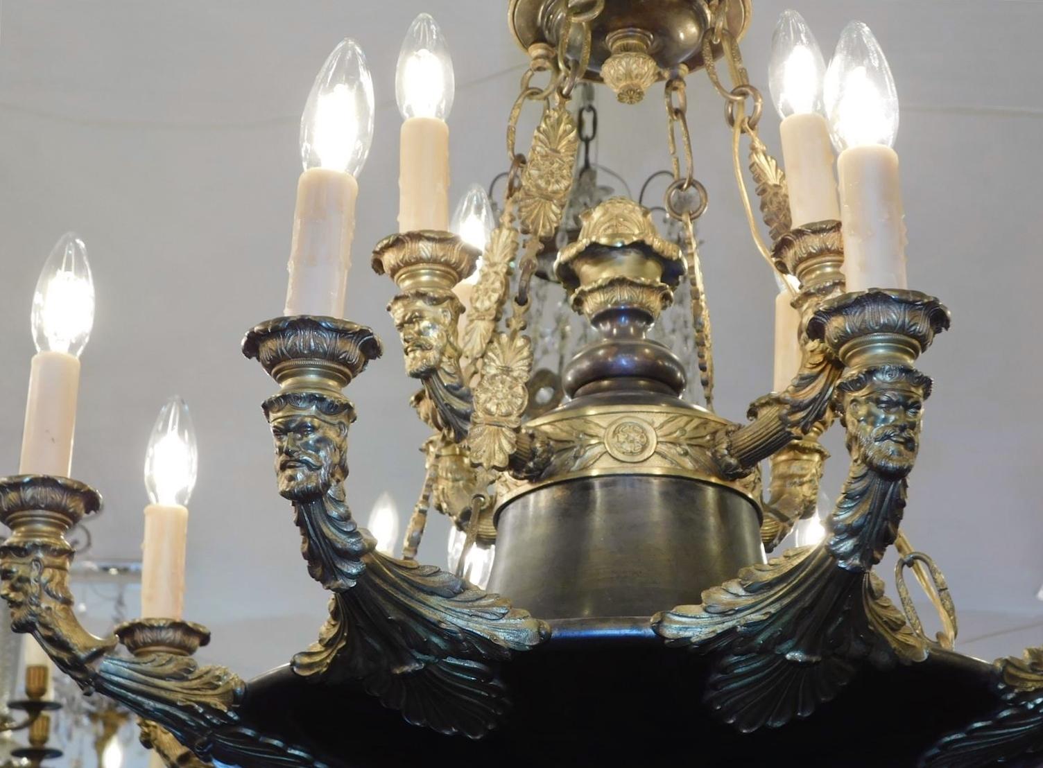 Italian Neoclassical Gilt Bronze Figural & Foliage Filigree Chandelier, C. 1815 For Sale 4