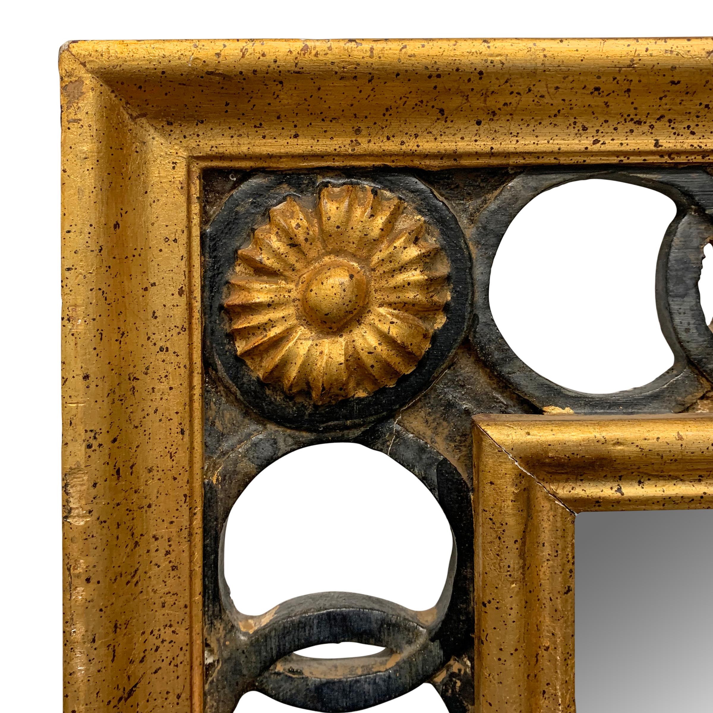 Italian Neoclassical Framed Mirror with Interlocking Rings In Good Condition In Chicago, IL