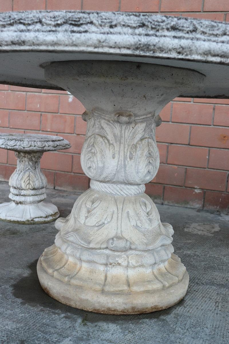 Late 20th Century Italian Neoclassical Garden Table with Four Stools For Sale