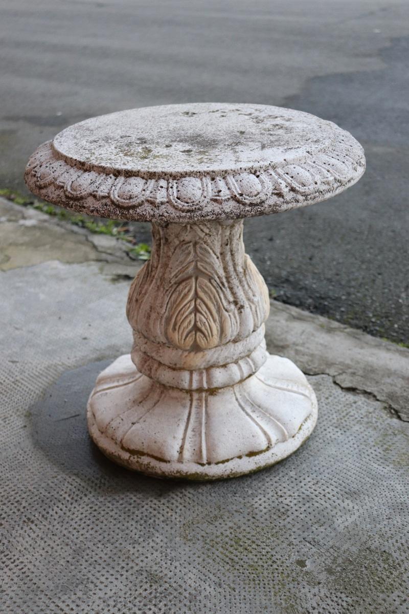 Italian Neoclassical Garden Table with Four Stools For Sale 1