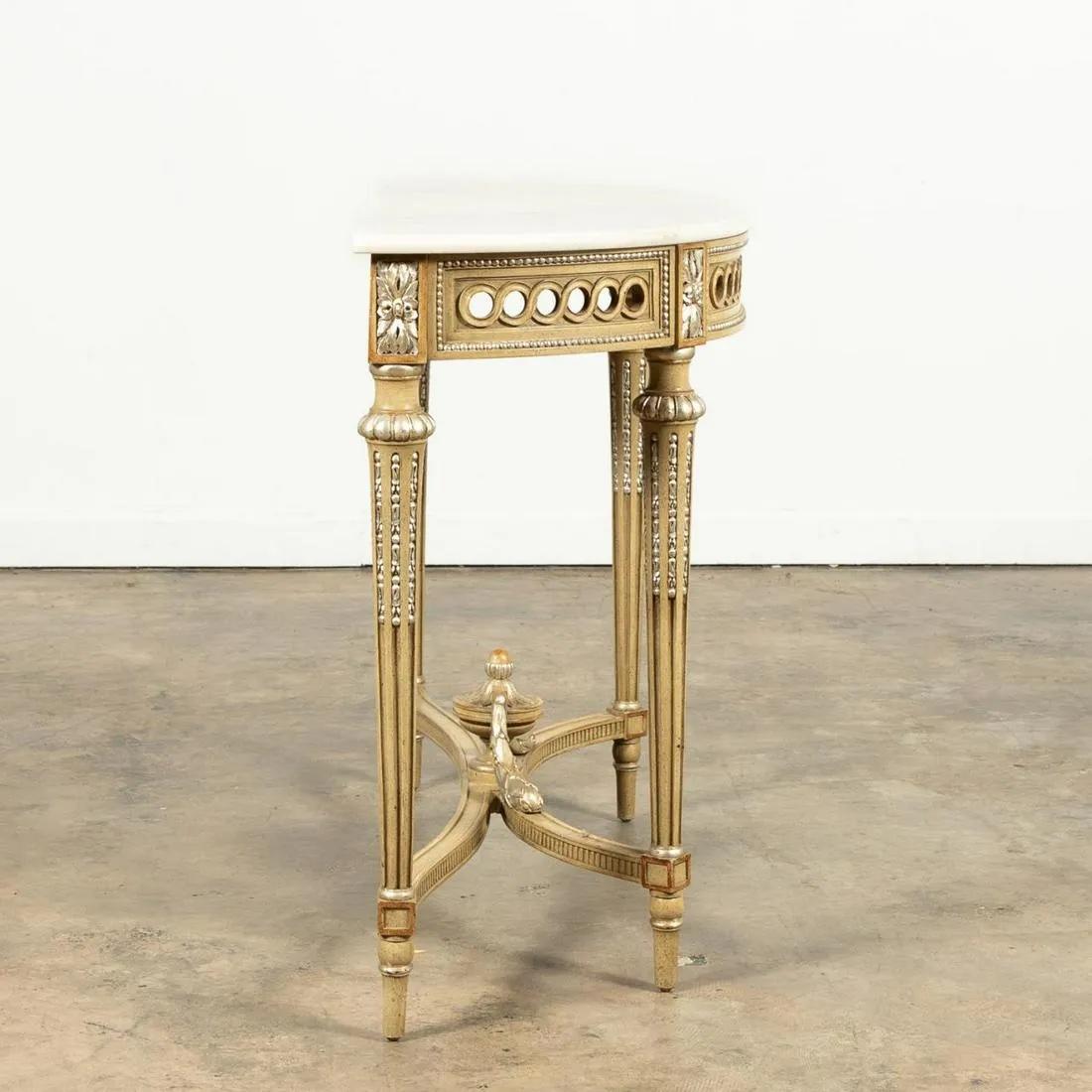 Italian Neoclassical Gilt Wood and Parcel Silver Marble Top Console Table In Good Condition In Elkhart, IN
