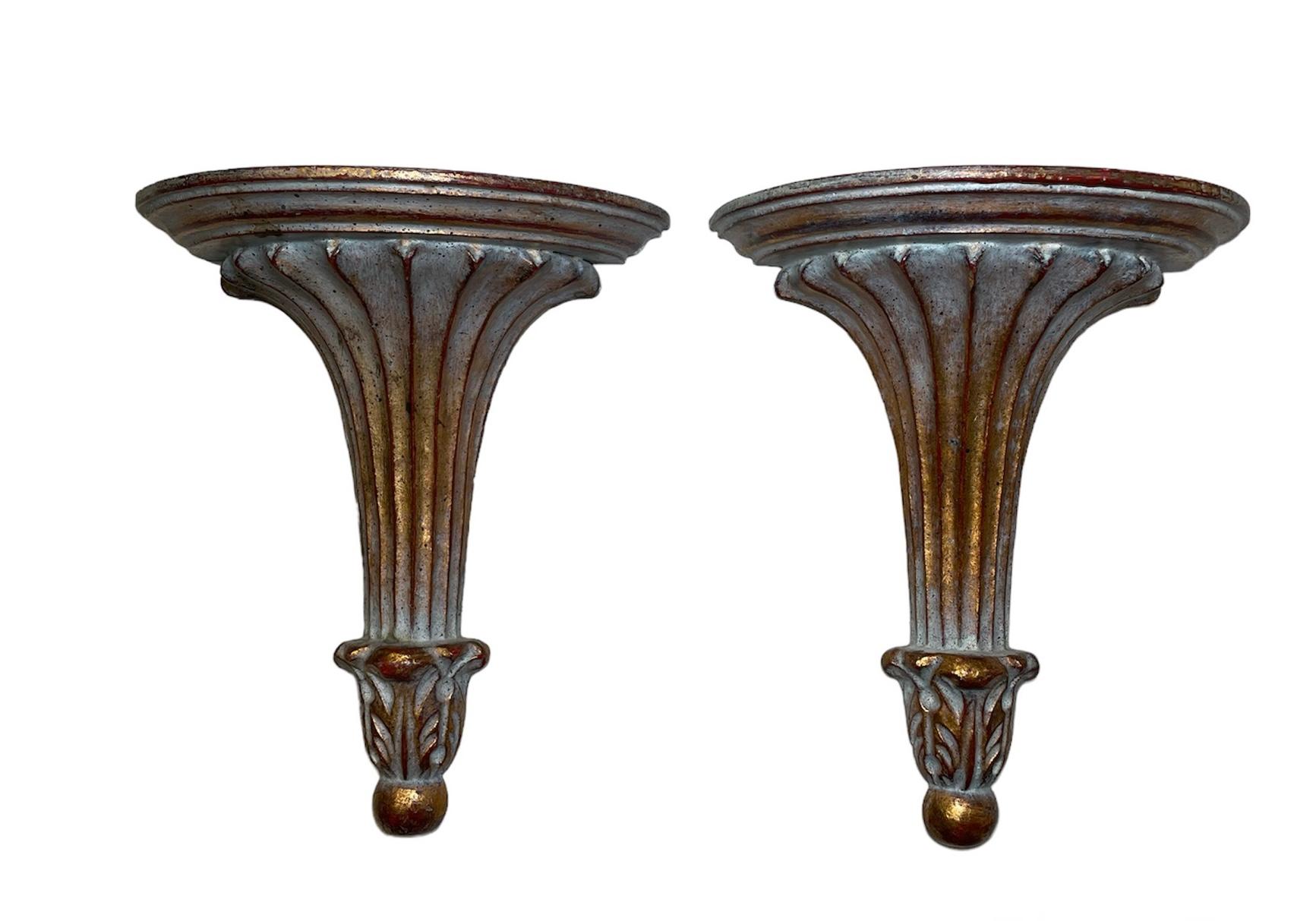 Italian Neoclassical Gilt Wood Pair of Bracket/Shelves 10