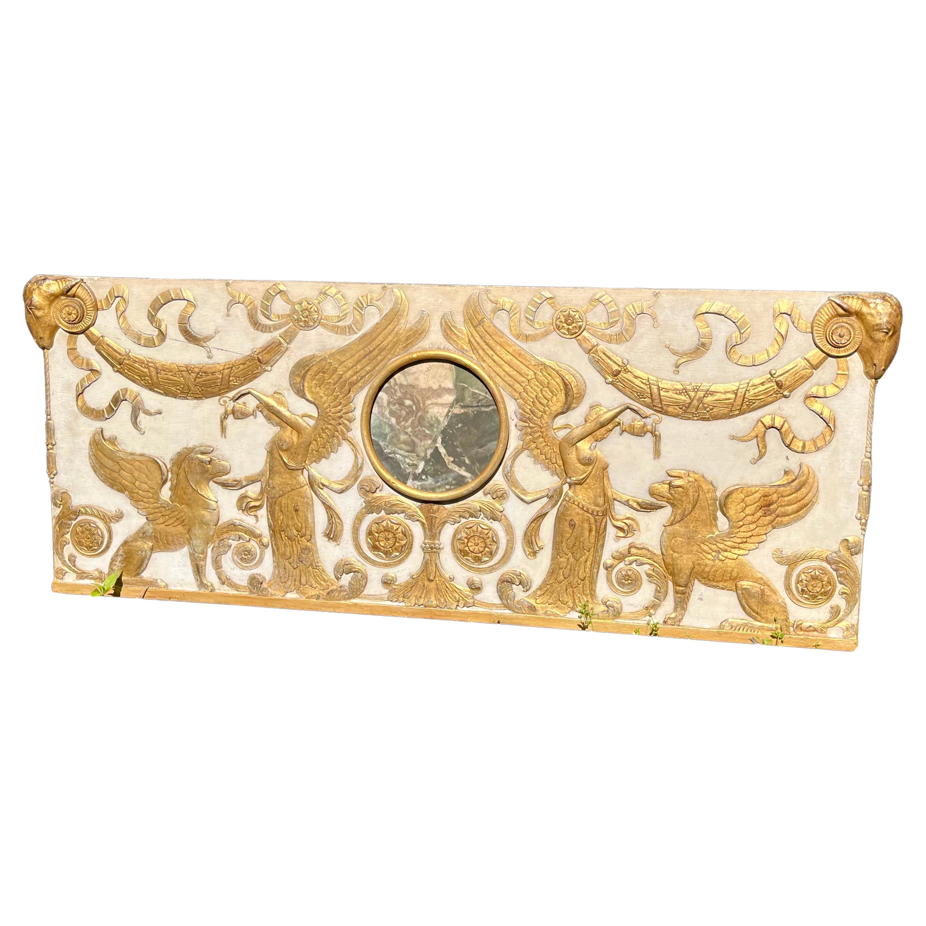 Panel de puerta neoclásico italiano de madera dorada decorado con boiserie en venta 1