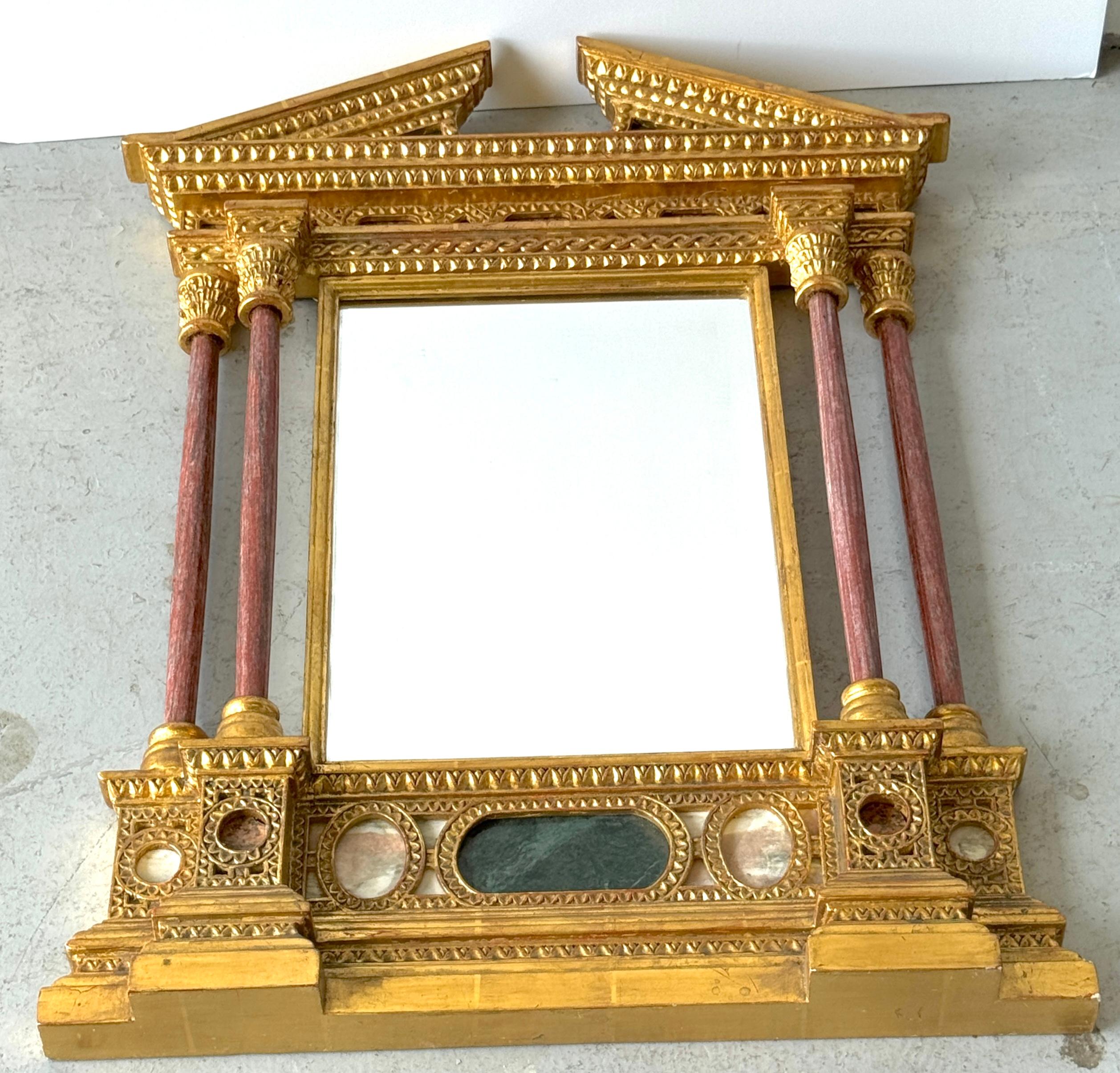Italienischer neoklassischer Spiegel aus Giltwood mit Intarsien und geschnitztem Marmor, 20. im Angebot 6