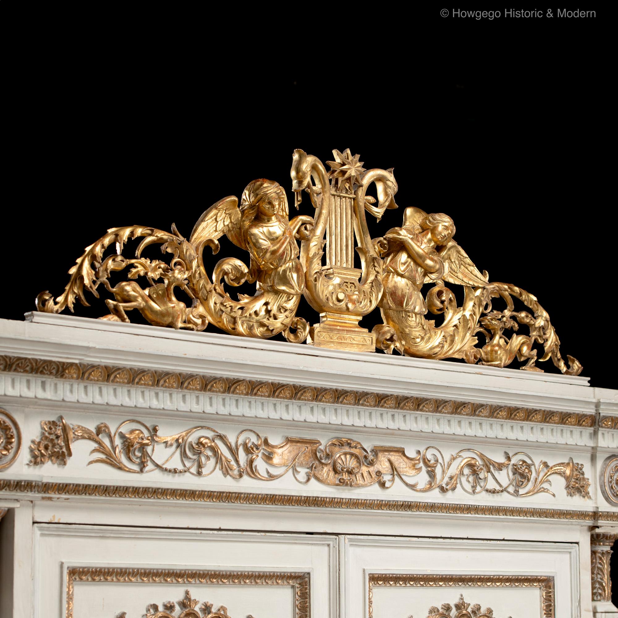 Italian Neoclassical Handcarved Gilded Tester State Bed (6ft/180cm) & Cupboard For Sale 7