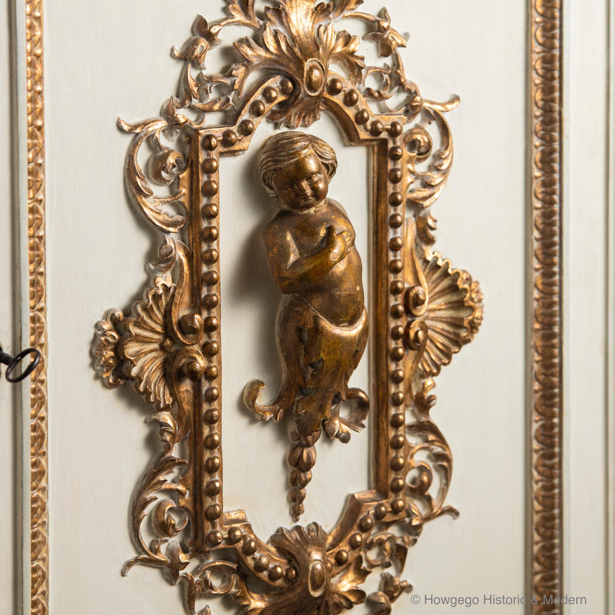 Italian Neoclassical Handcarved Gilded Tester State Bed (6ft/180cm) & Cupboard For Sale 8