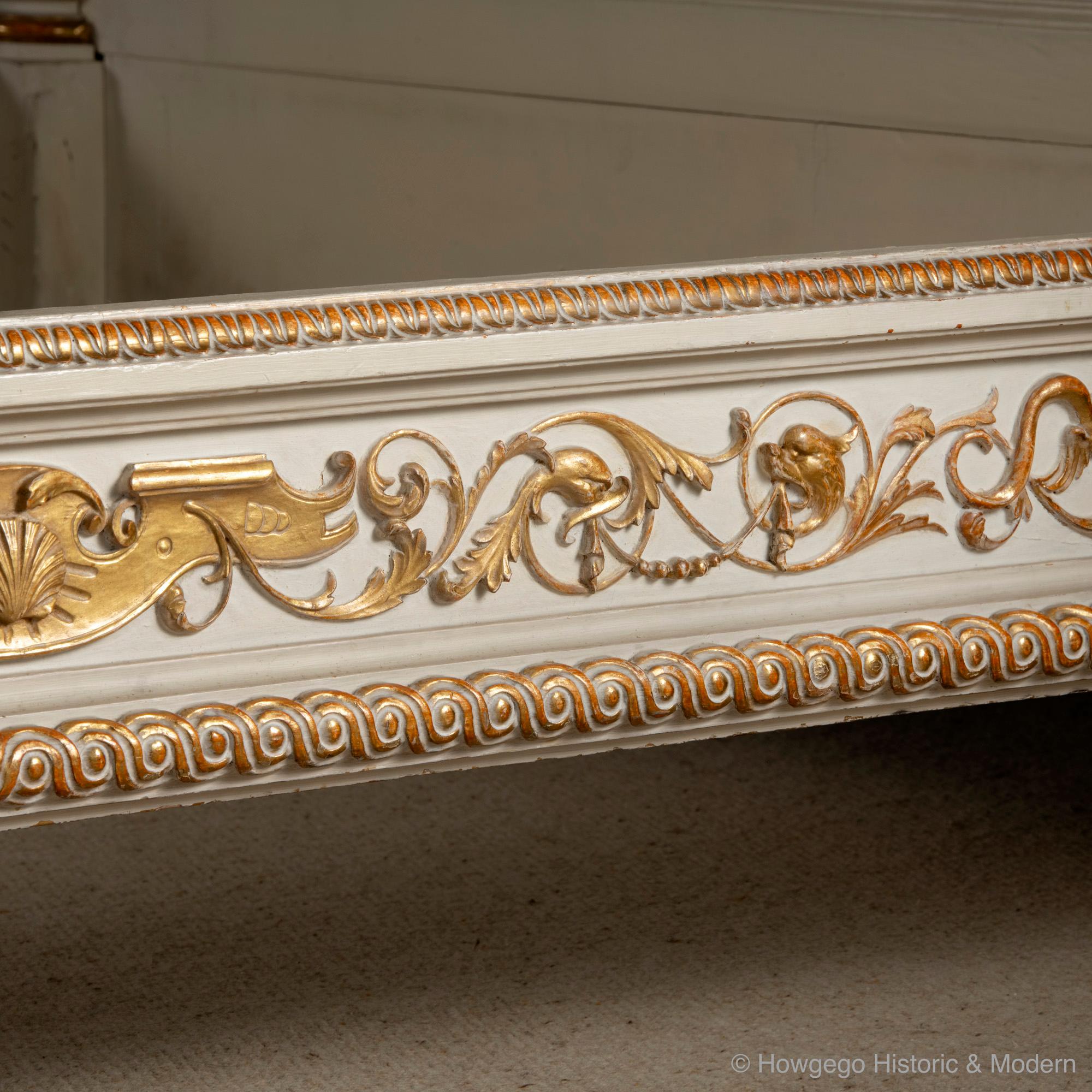 Italian Neoclassical Handcarved Gilded Tester State Bed (6ft/180cm) & Cupboard For Sale 3
