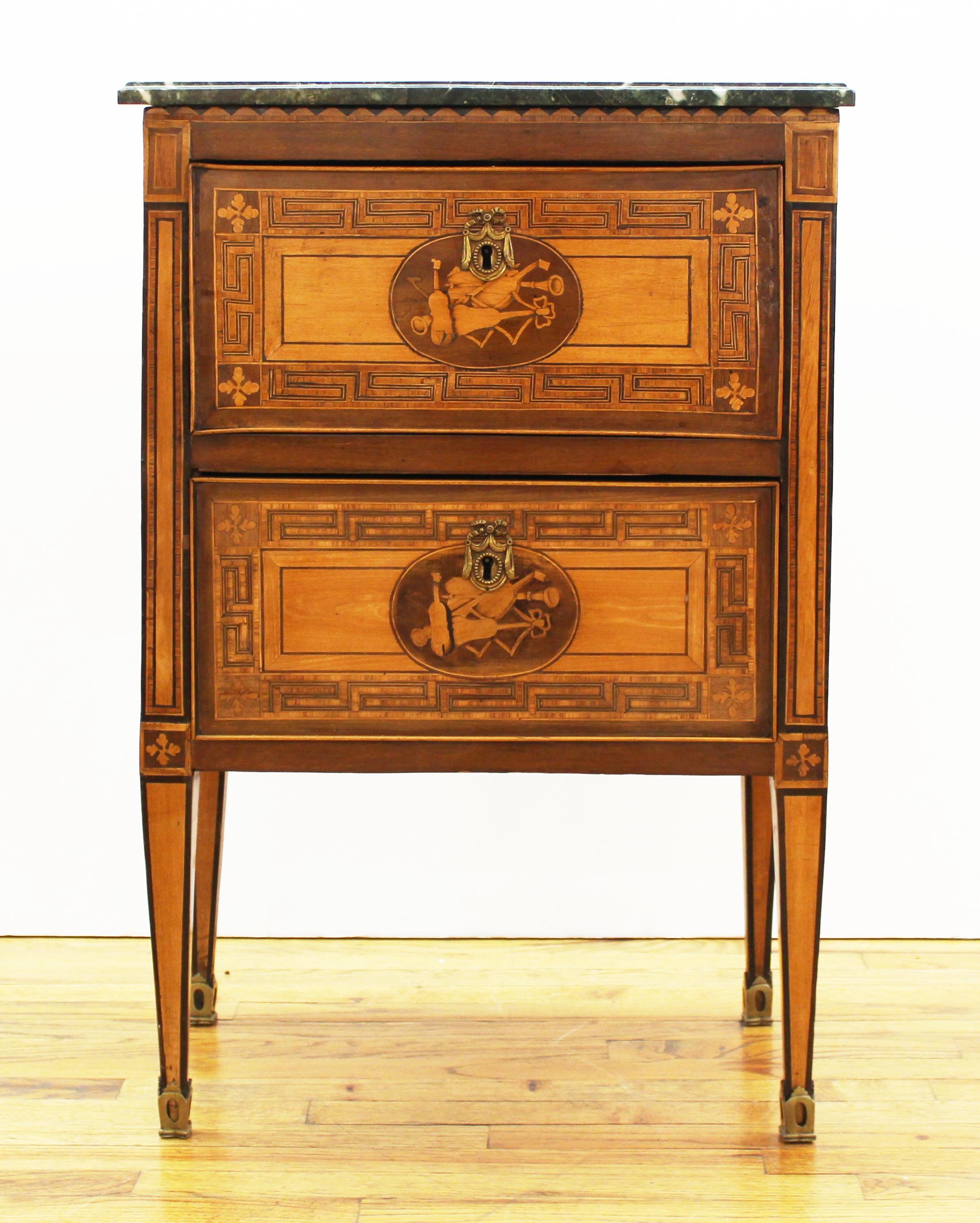 Italian Neoclassical Inlaid Commodino Cabinet with Marble Top In Good Condition In New York, NY