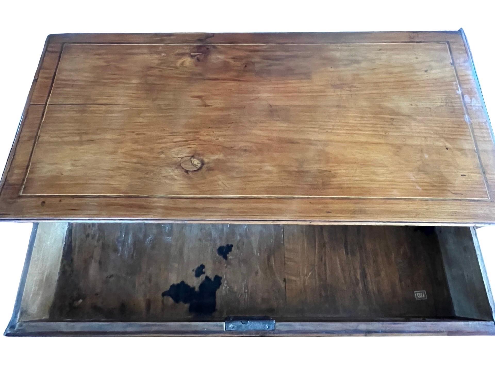 Commode neoclassico italiano Luigi XVI in ciliegio in vendita 6