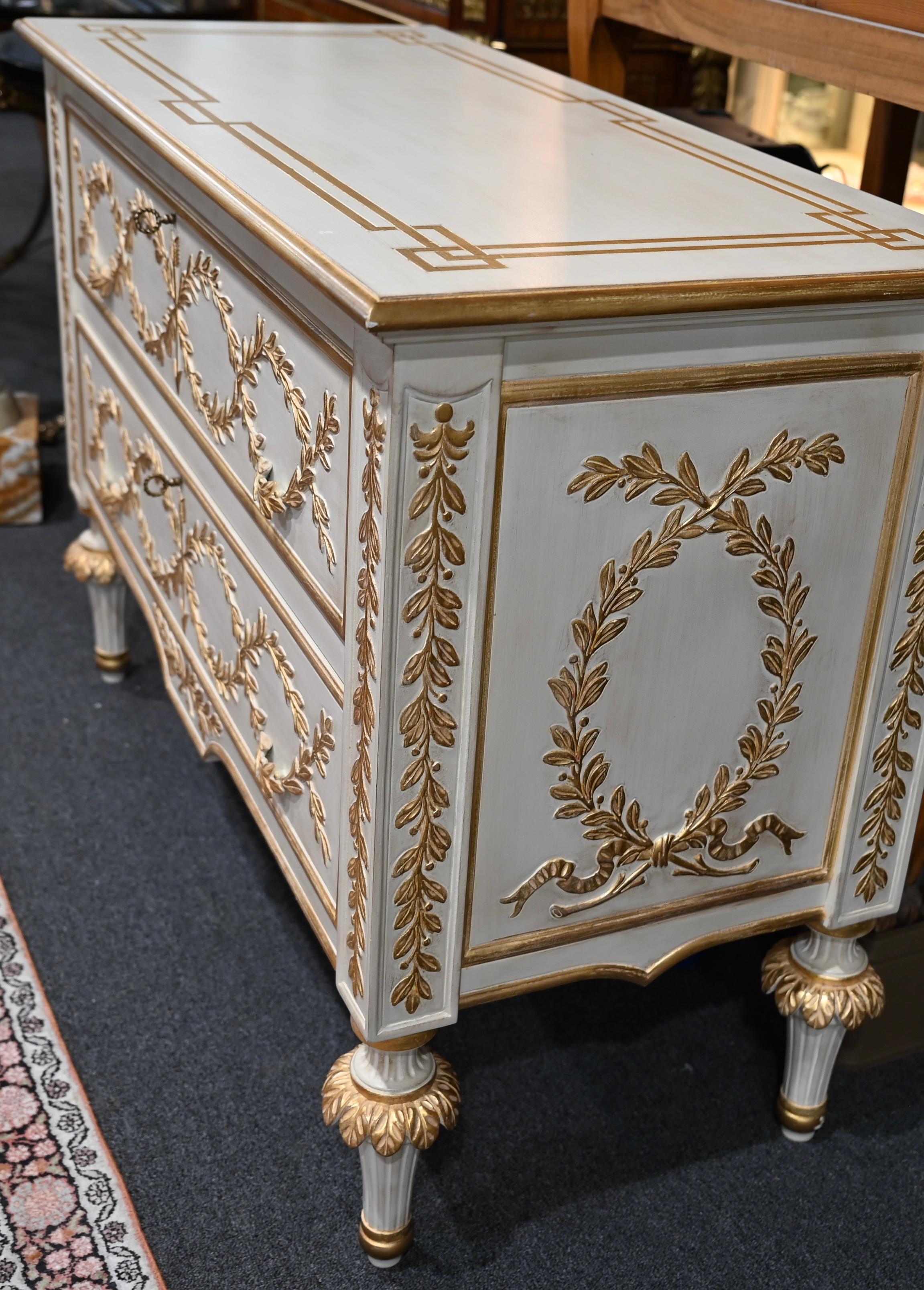 Italian Neoclassical Louis XVI Style Hand-Painted Chest of Drawers 1