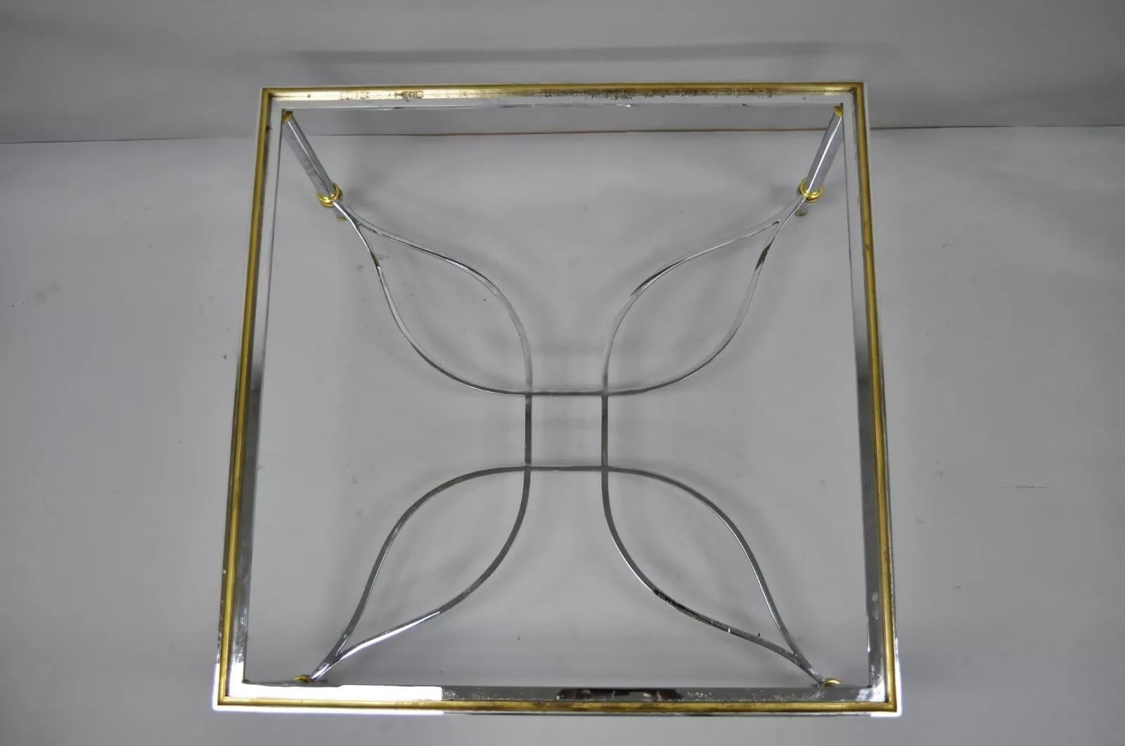 Quadratischer italienischer Couchtisch im neoklassizistischen Maison Jansen-Stil aus Stahl und Messing (Neoklassisch) im Angebot