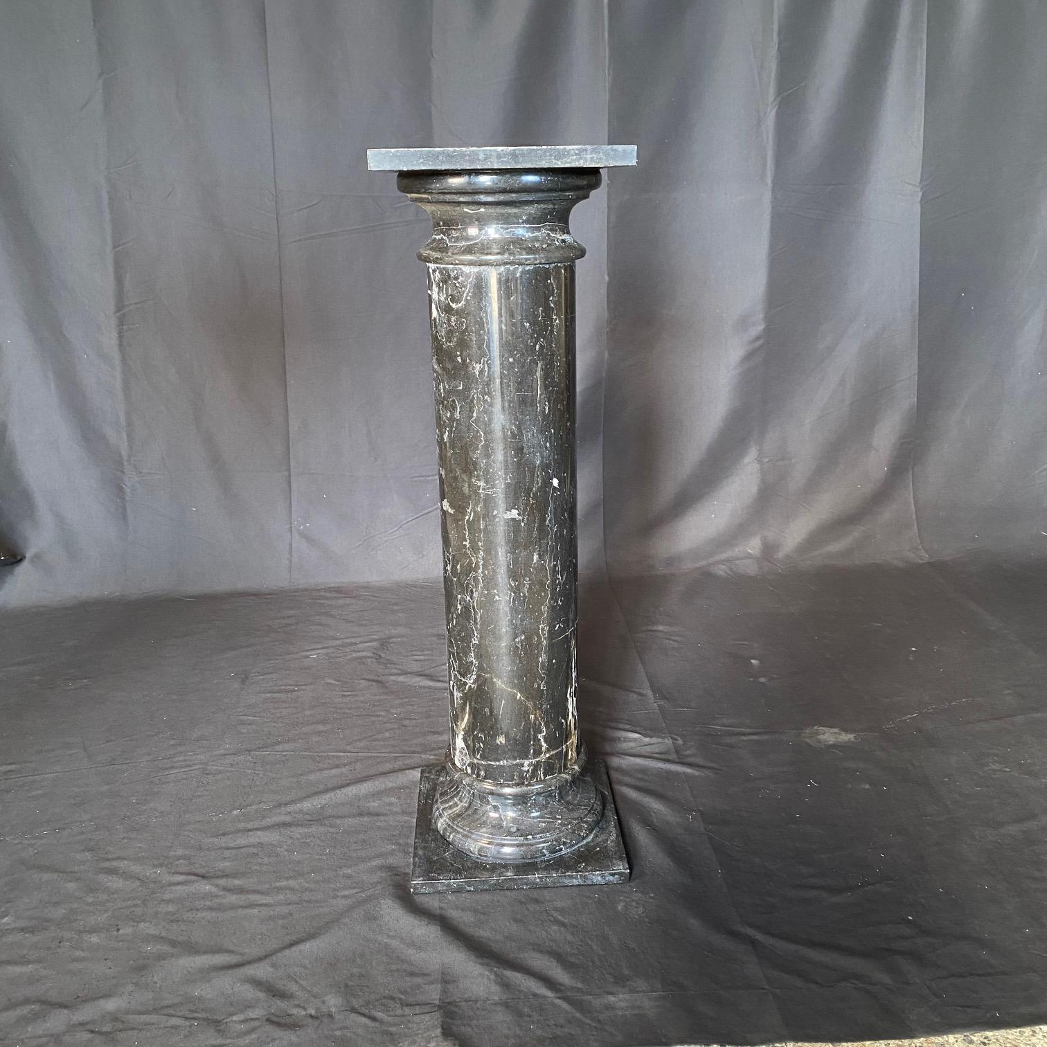 Italienische neoklassische Marmorsäulen oder The Pedestal - 3 verfügbar im Angebot 5