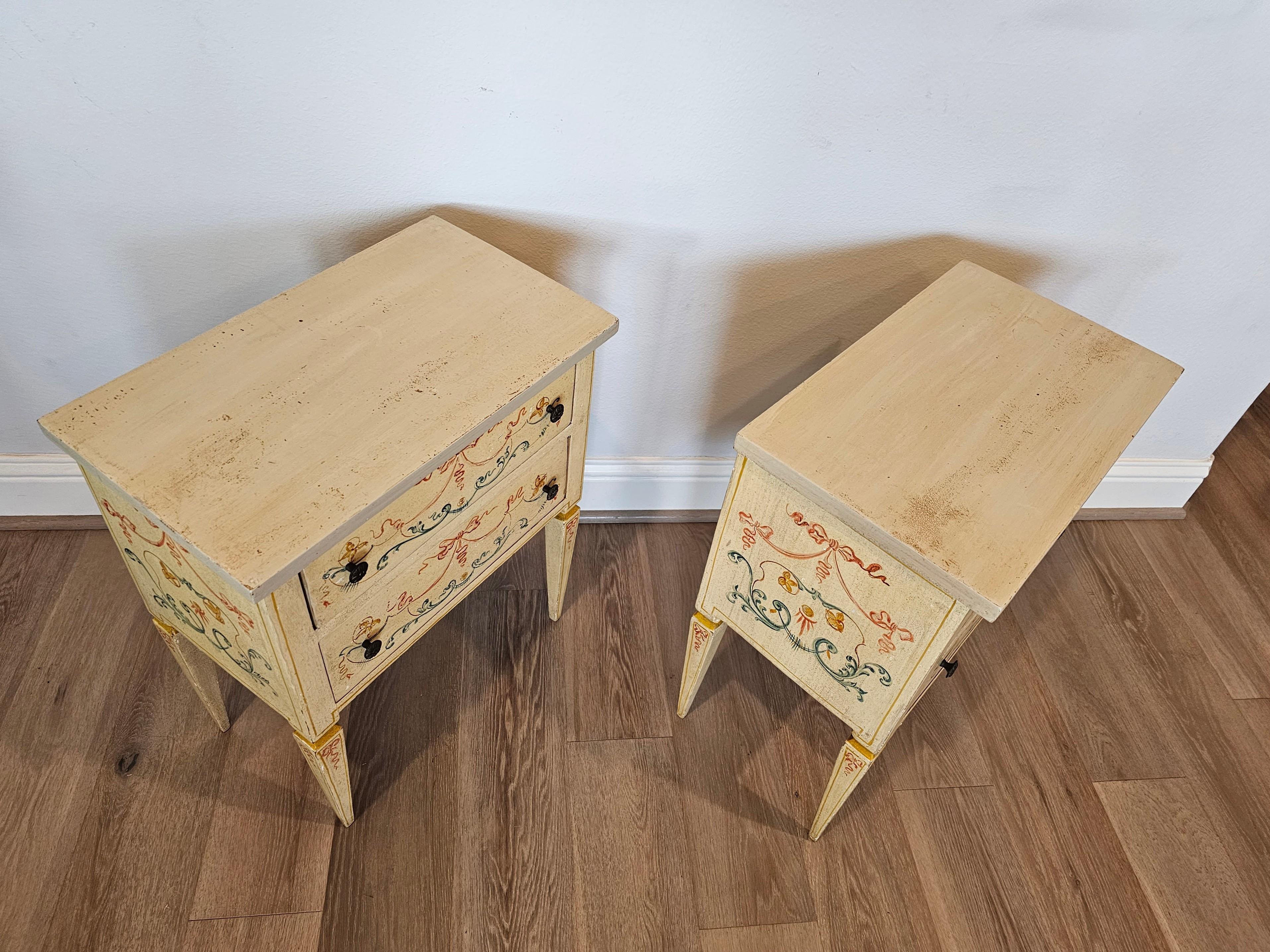 Italian Neoclassical Paint Decorated Nightstand Table Pair For Sale 2