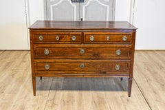 Italian Neoclassical Period 1790s Walnut and Mahogany Commode with Cross Banding