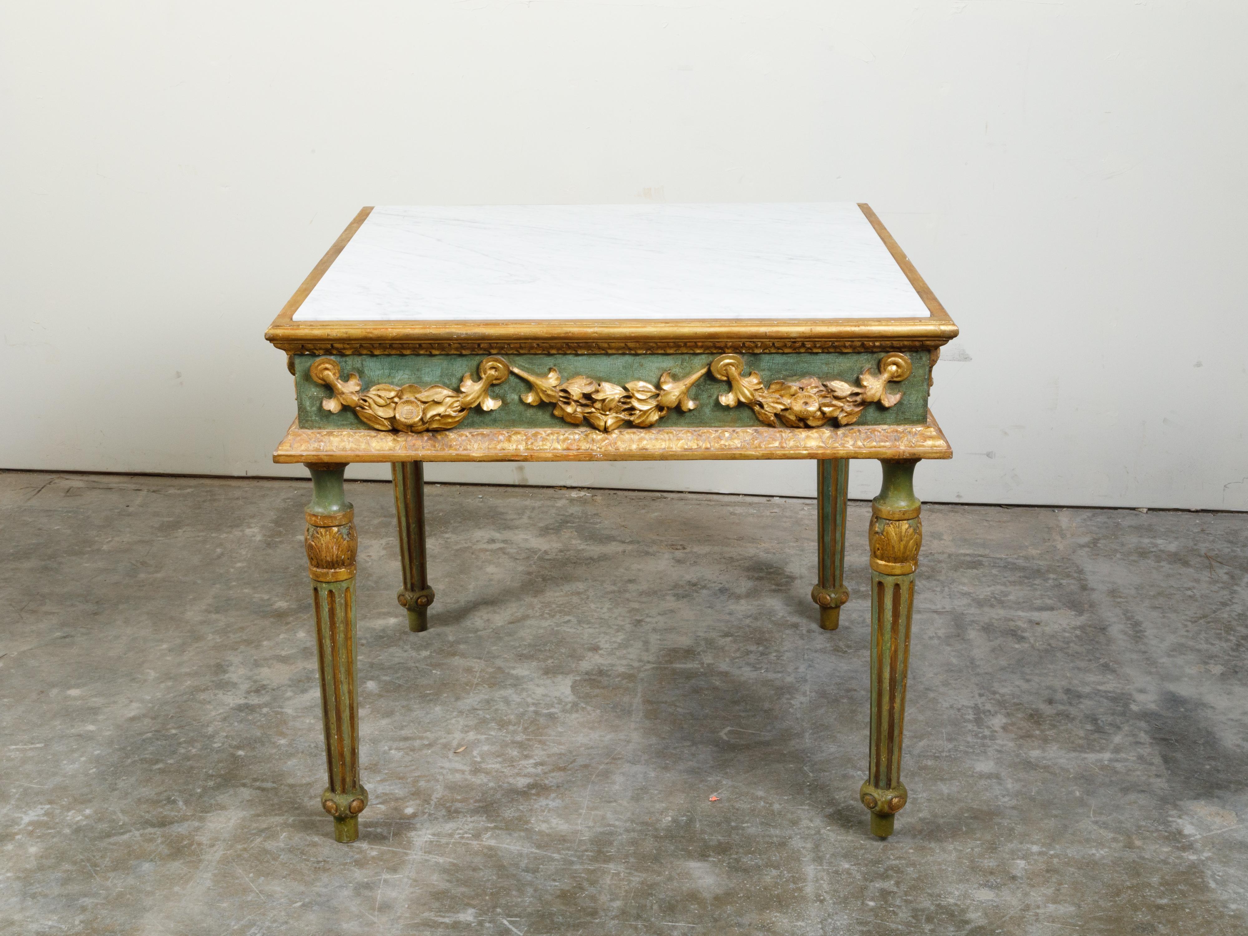 Italian Neoclassical Period 18th Century Center Table with Carved Gilt Garlands For Sale 1