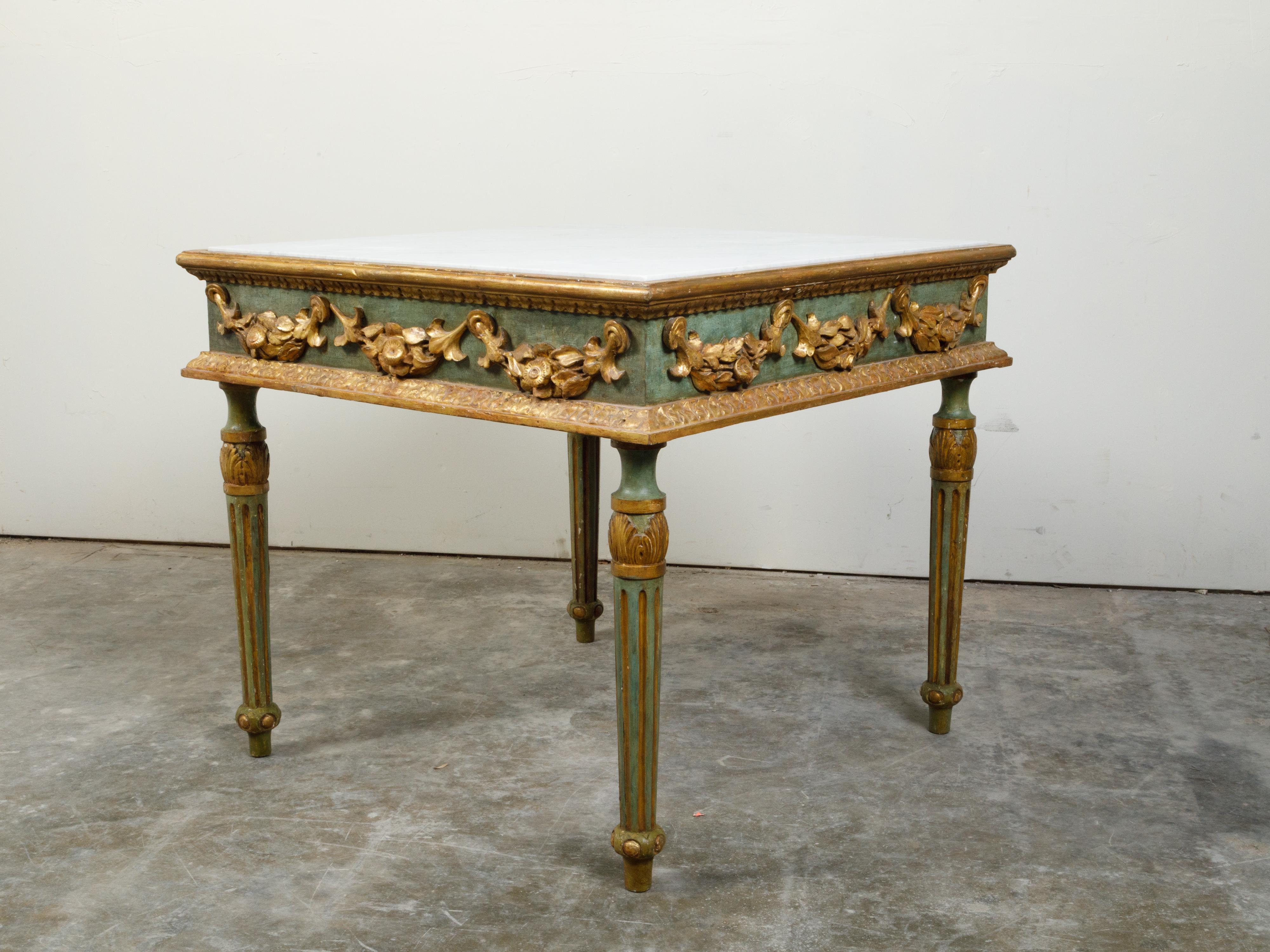 Italian Neoclassical Period 18th Century Center Table with Carved Gilt Garlands For Sale 3