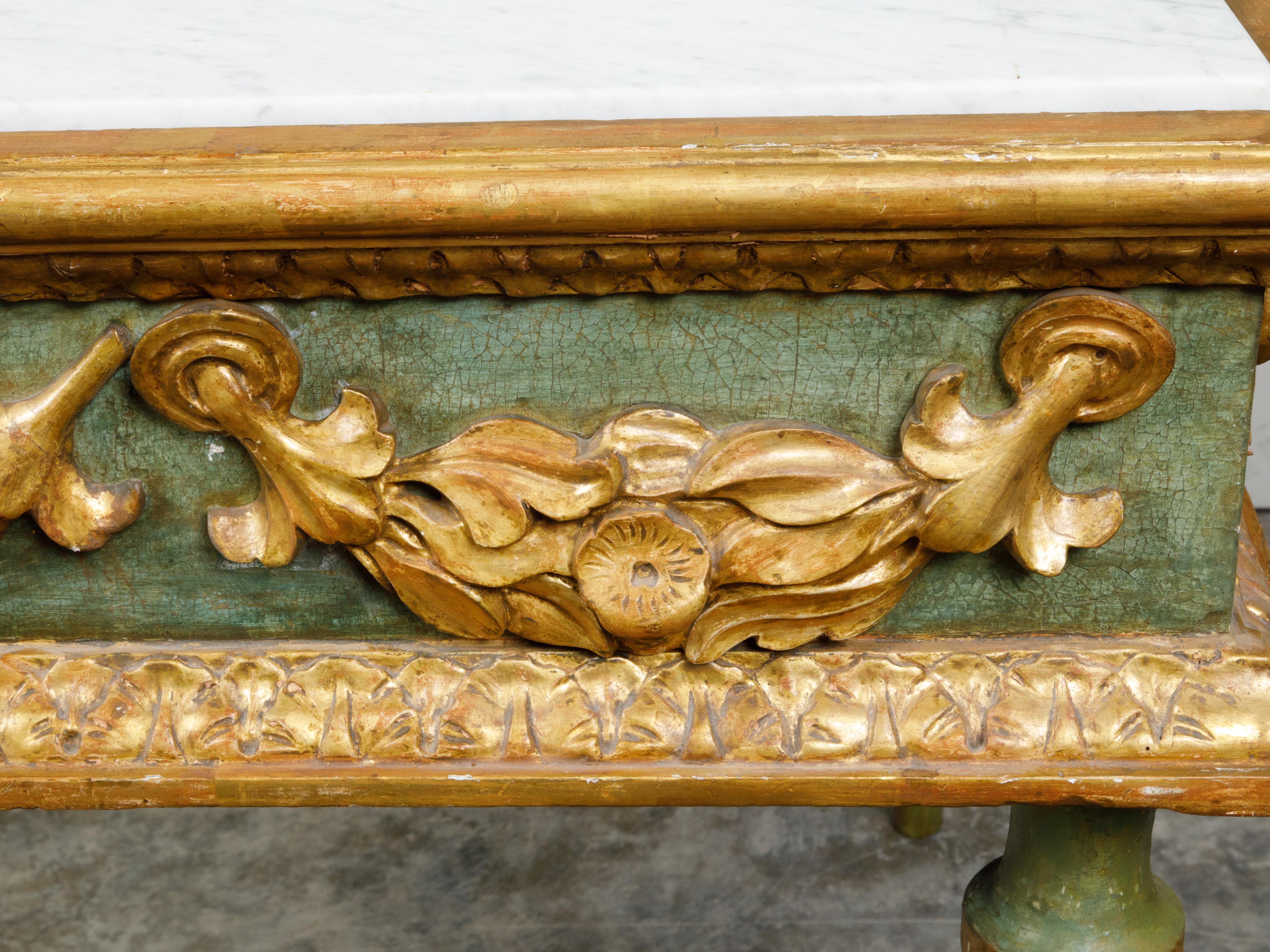 Italian Neoclassical Period 18th Century Center Table with Carved Gilt Garlands For Sale 4