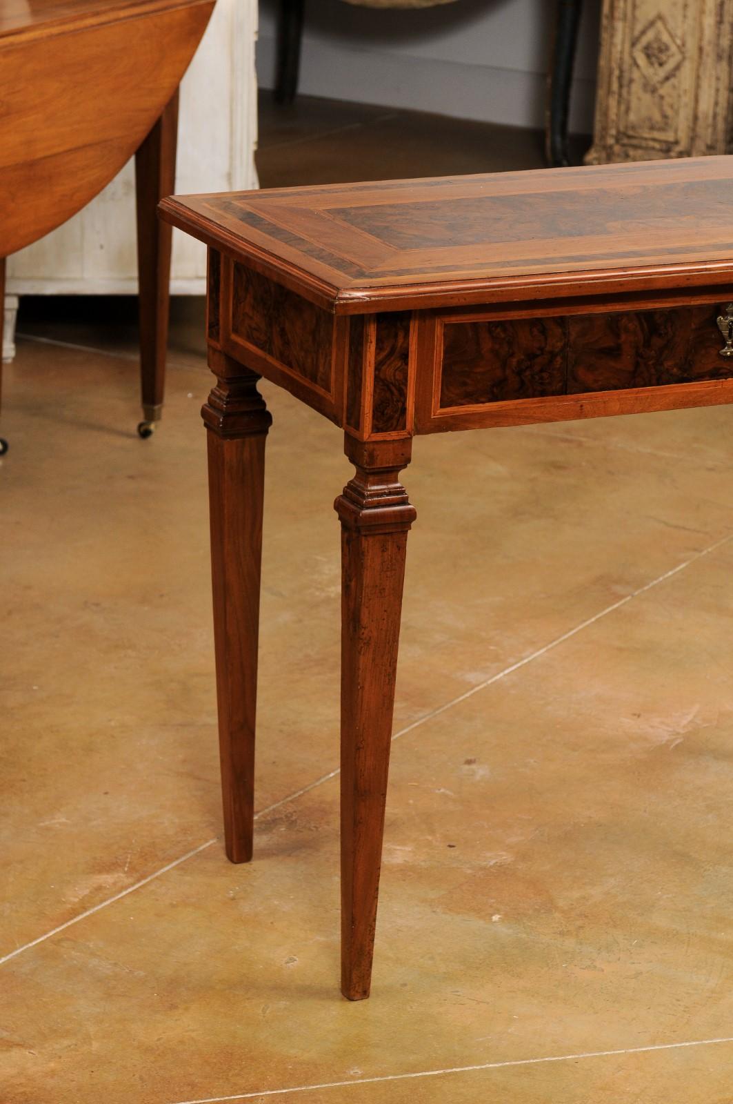 Italian Neoclassical Period 18th Century Console Table with Marquetry Décor For Sale 4