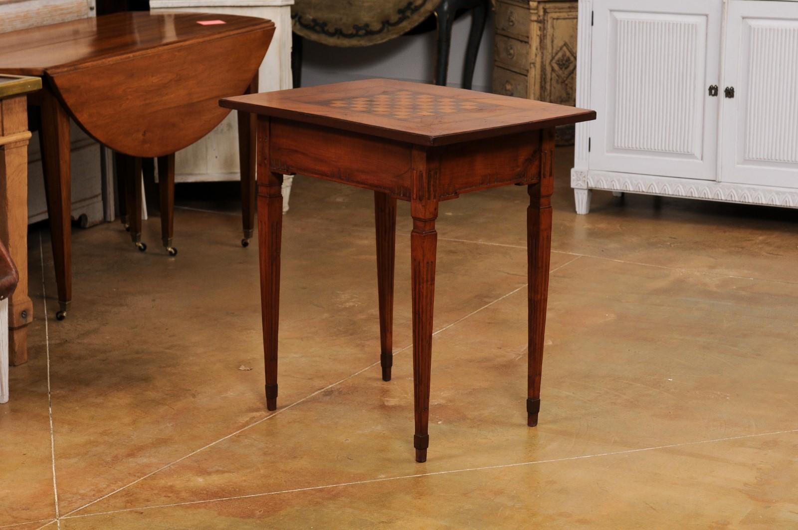 Italian Neoclassical Period 18th Century Game Table with Checkerboard Marquetry 4