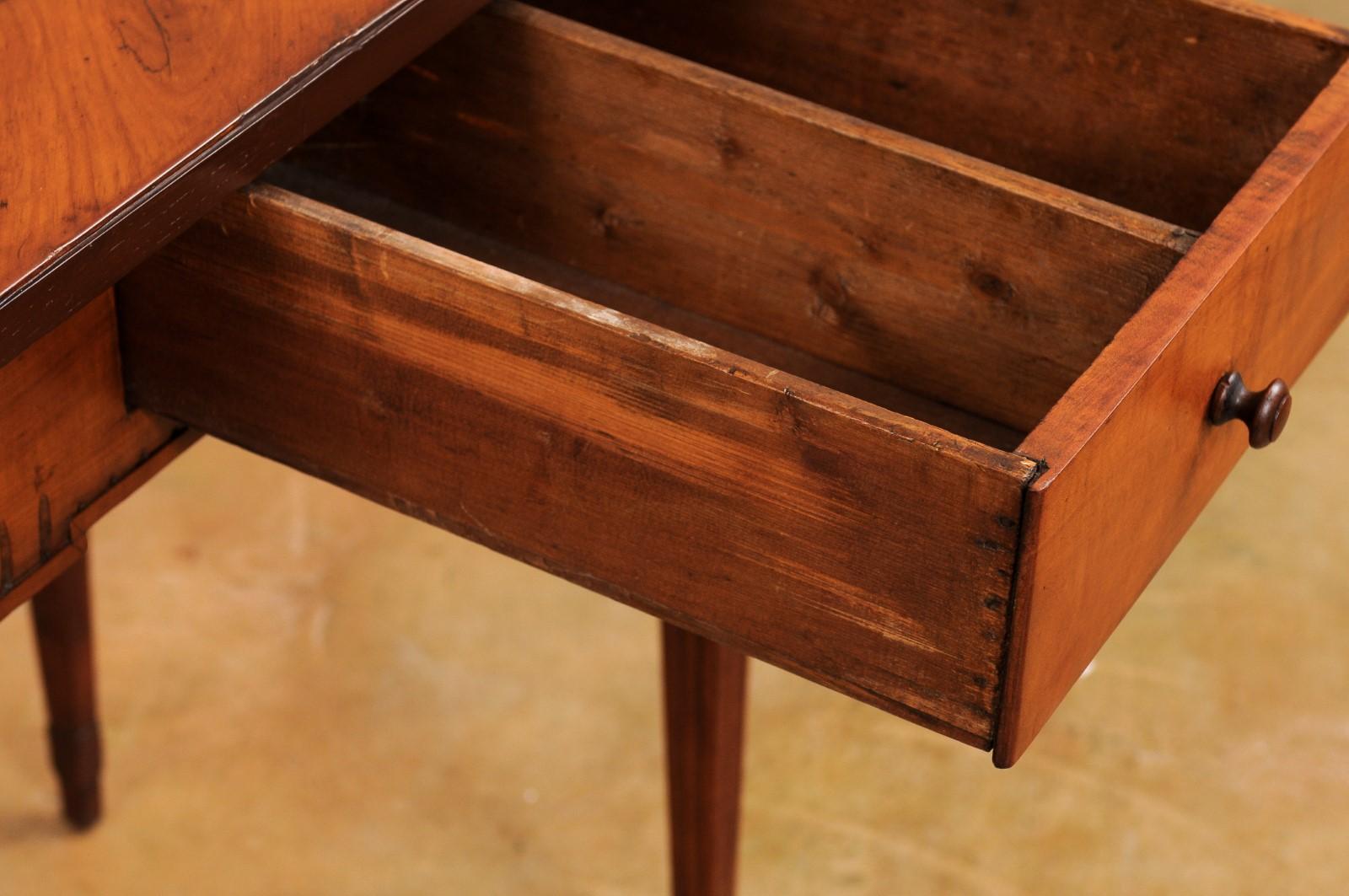 Mahogany Italian Neoclassical Period 18th Century Game Table with Checkerboard Marquetry