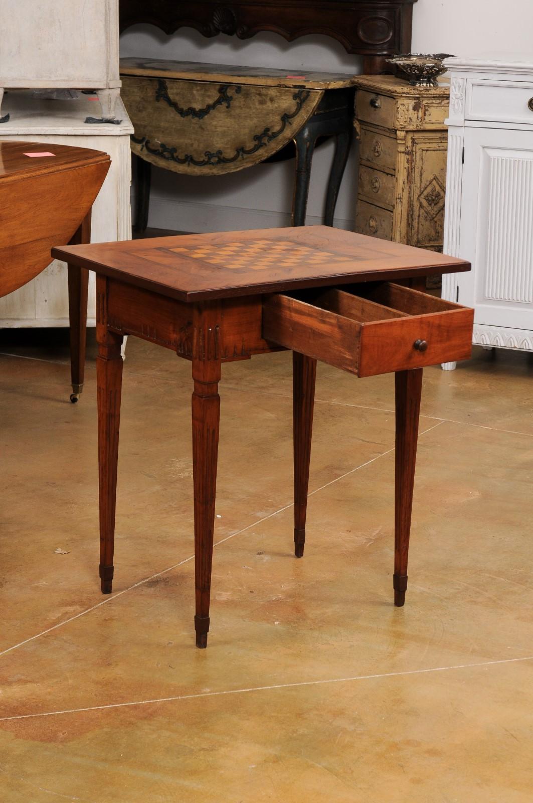 Italian Neoclassical Period 18th Century Game Table with Checkerboard Marquetry 2