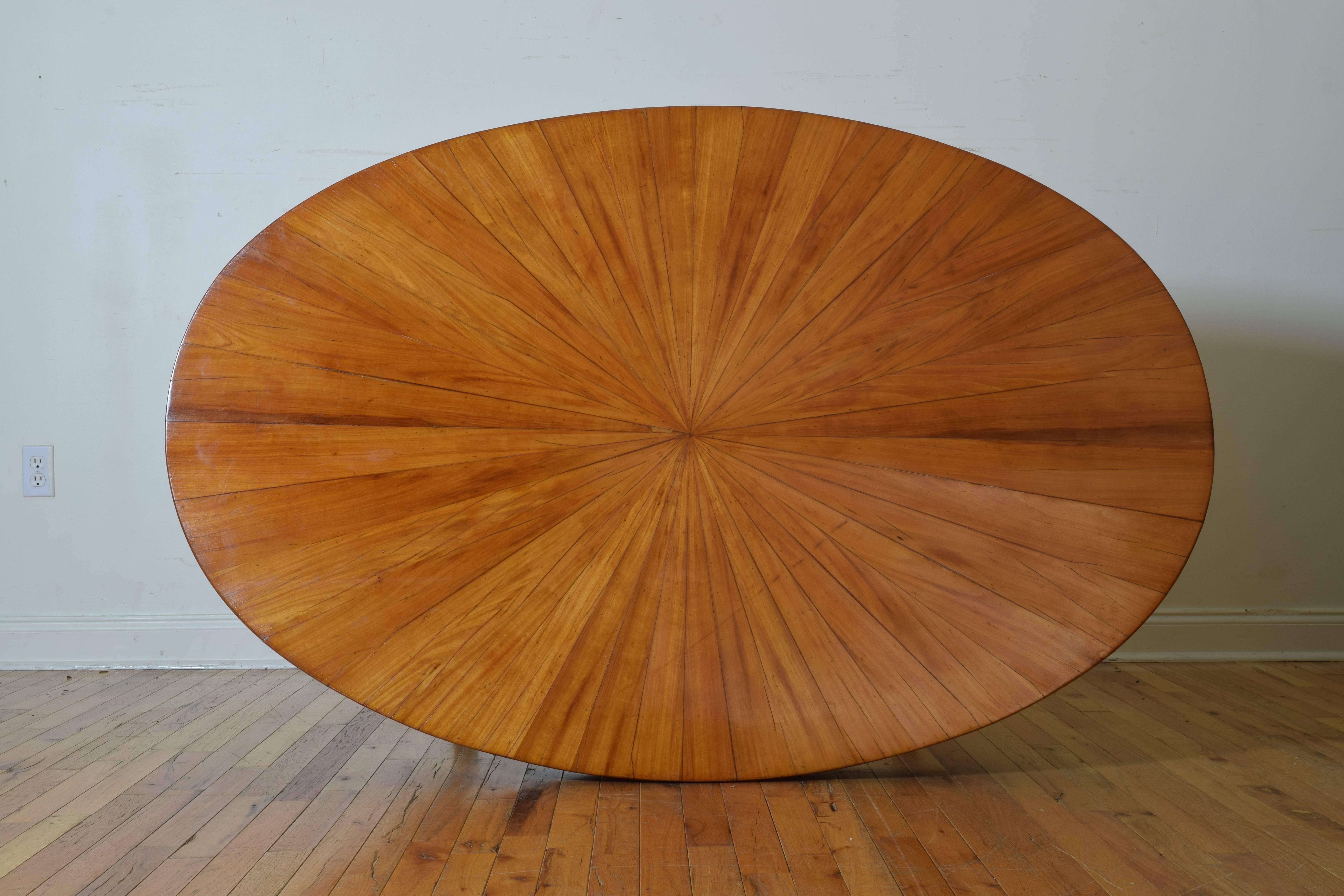 Italian Neoclassical Period Fruitwood Oval Table, Early 19th Century	  6