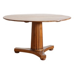 Italian Neoclassical Period Light Walnut Center Table, 1st Quarter 19th Century