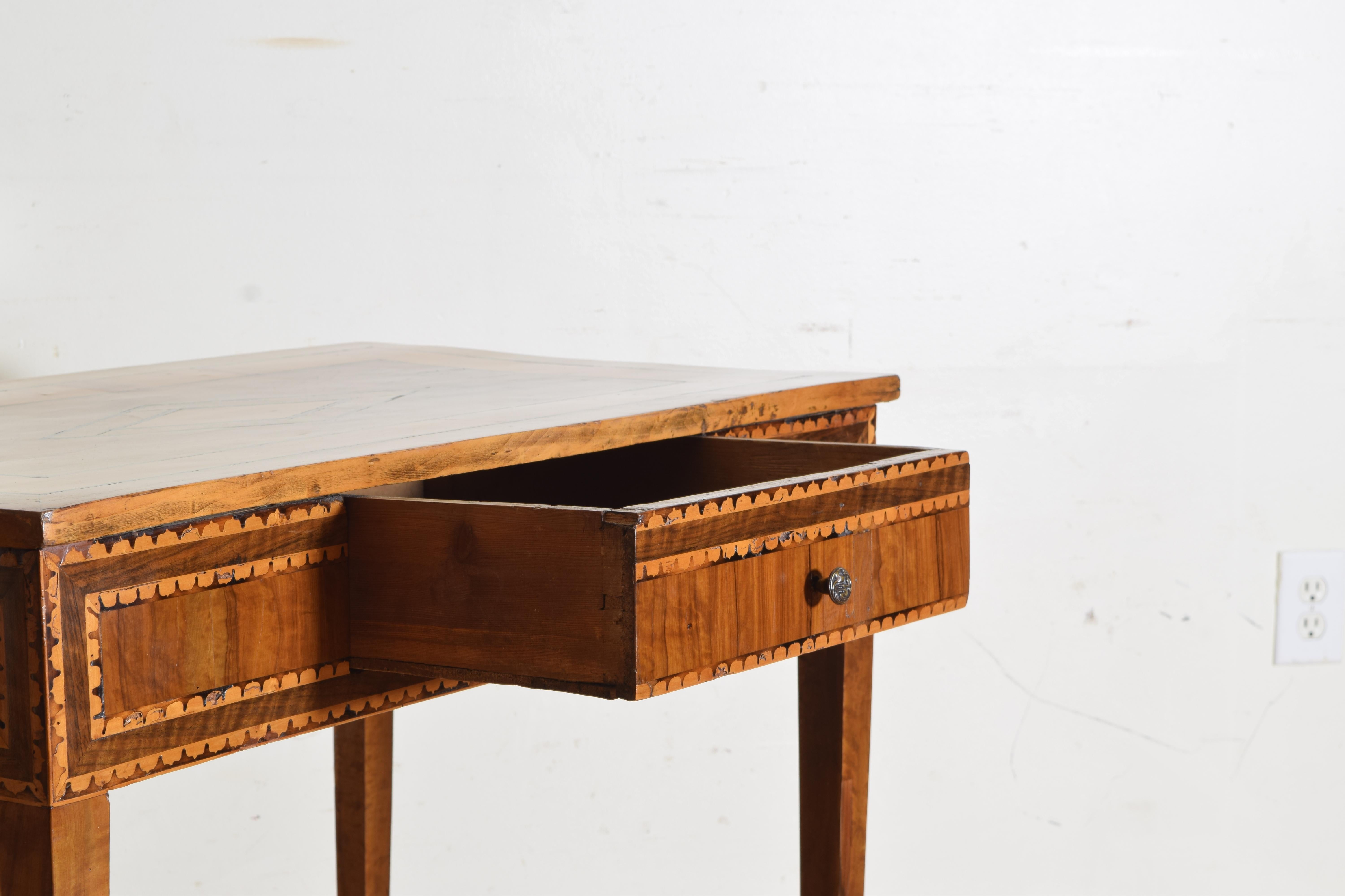 Early 19th Century Italian Neoclassical Period Walnut and Inlaid 1-Drawer Writing Table ca1820-1830