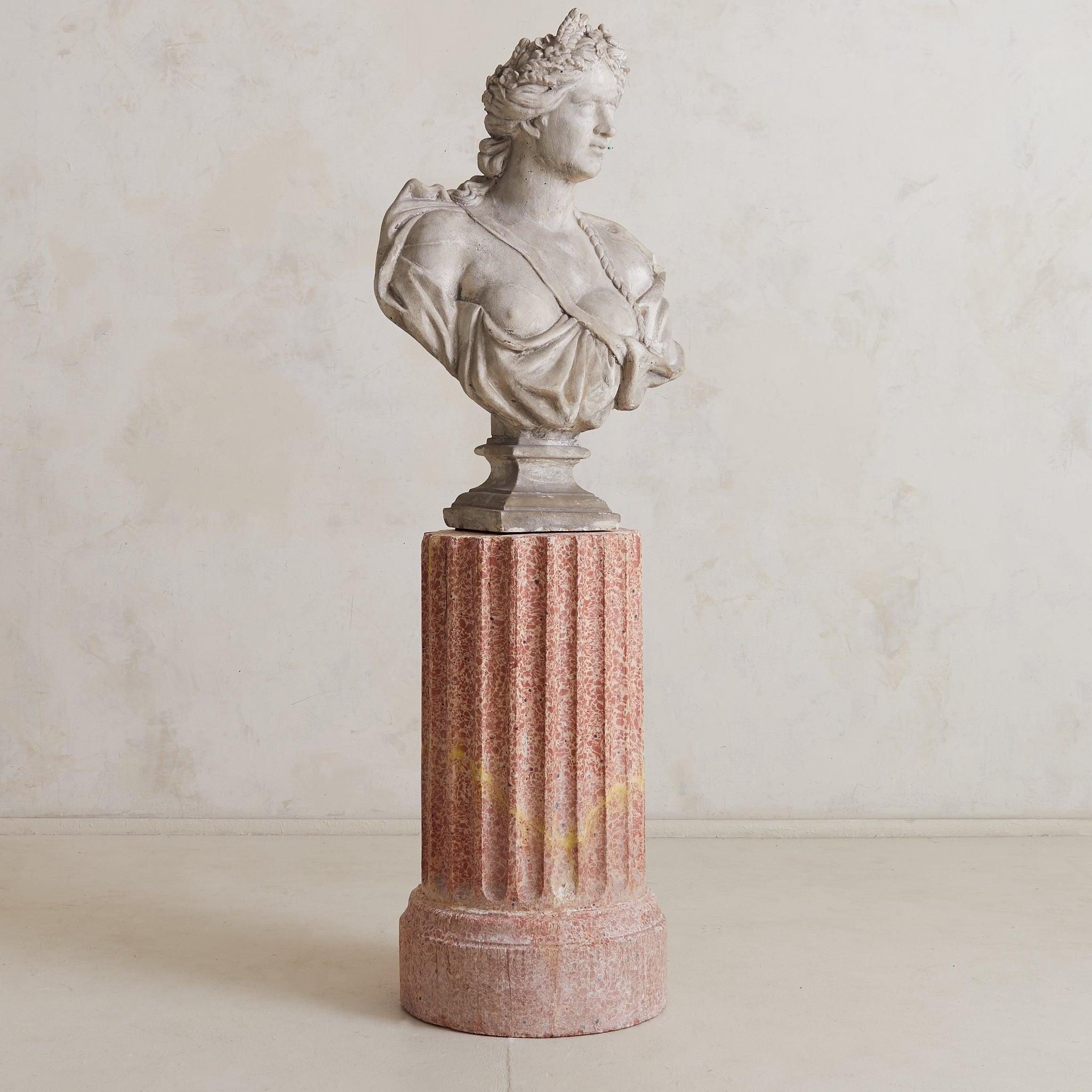 Italian Neoclassical Scagliola Marble Fluted Pedestal, 1940s In Good Condition For Sale In Chicago, IL