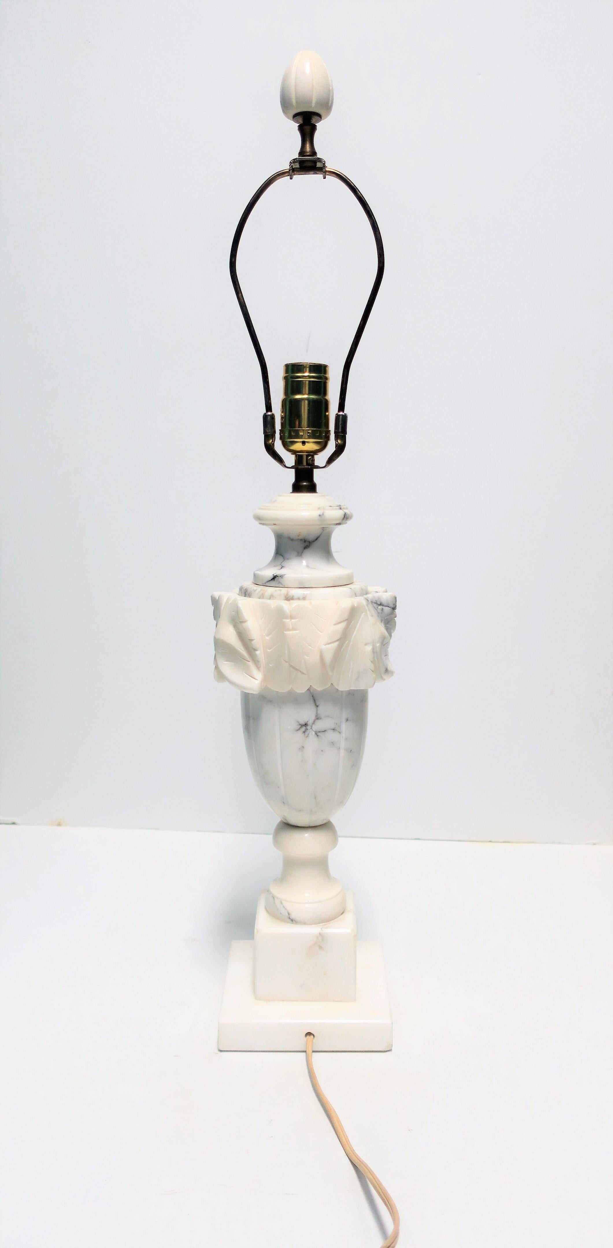 Italian Neoclassical Solid Black and White Marble Urn Table Lamp 6