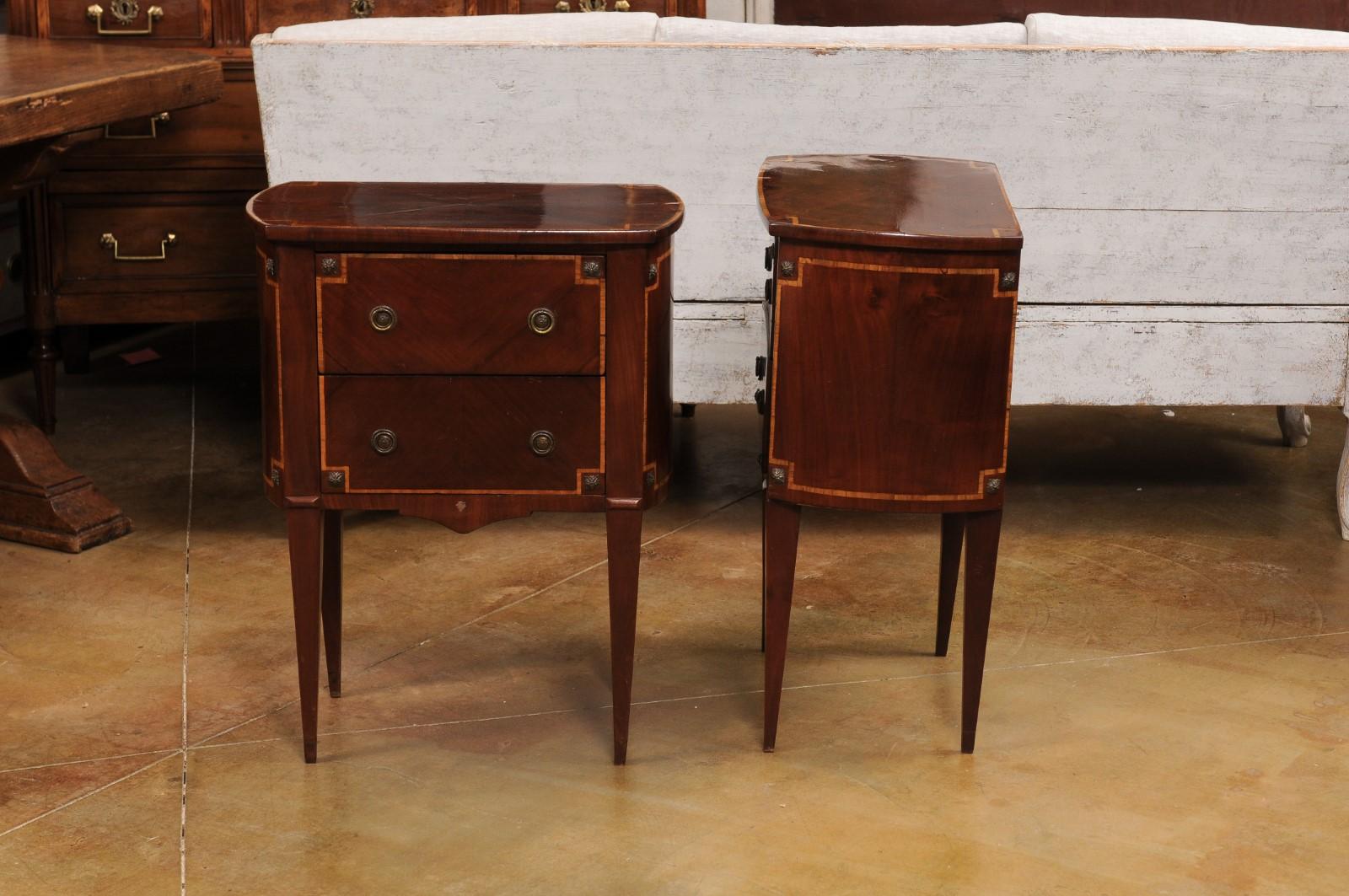 Italian Neoclassical Style 19th Century Mahogany and Birch Bedside Tables 7