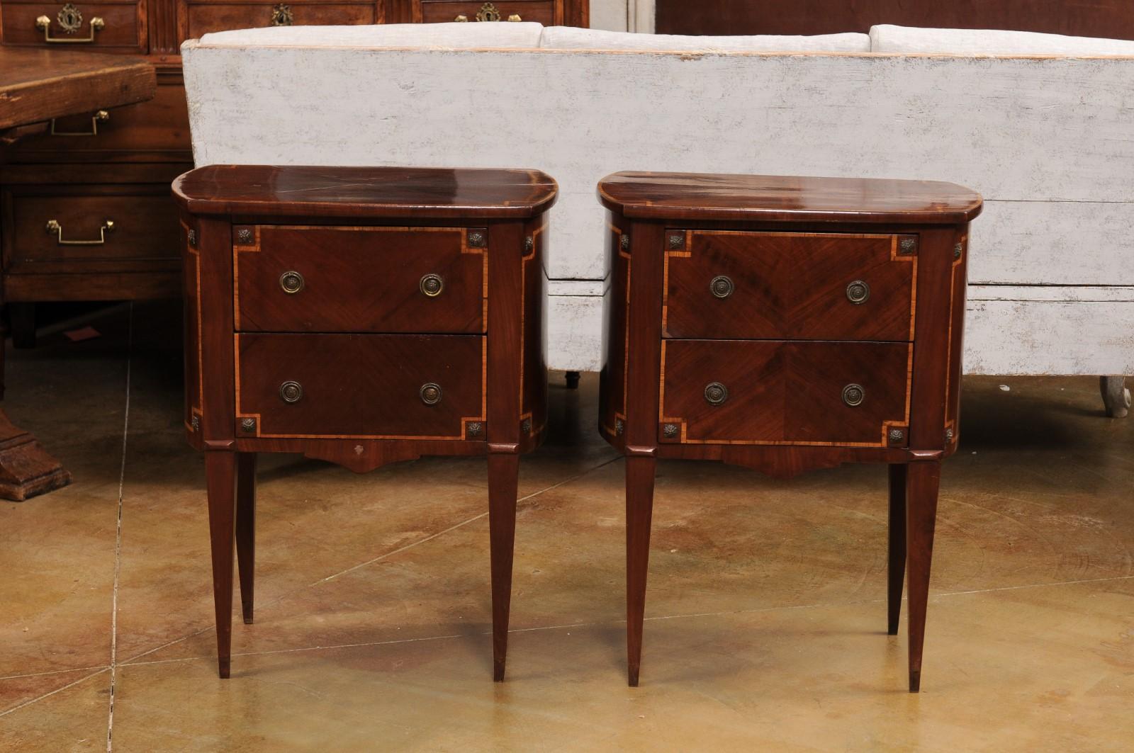 Italian Neoclassical Style 19th Century Mahogany and Birch Bedside Tables 8