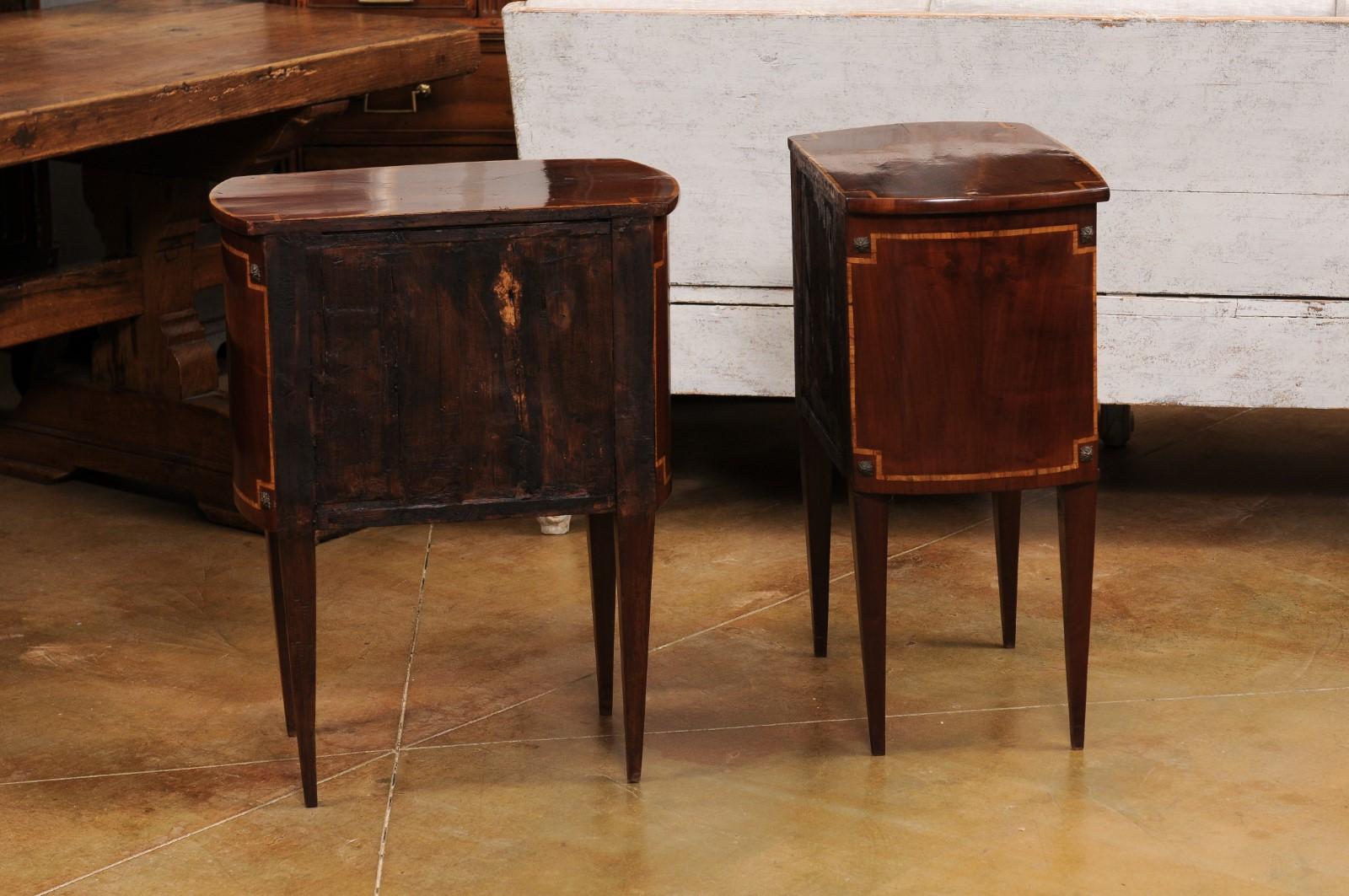 Italian Neoclassical Style 19th Century Mahogany and Birch Bedside Tables 4