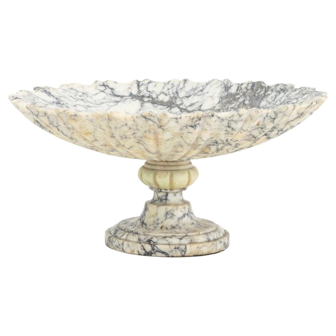 Italian Neoclassical Alabaster Tazza with Scalloped Edge