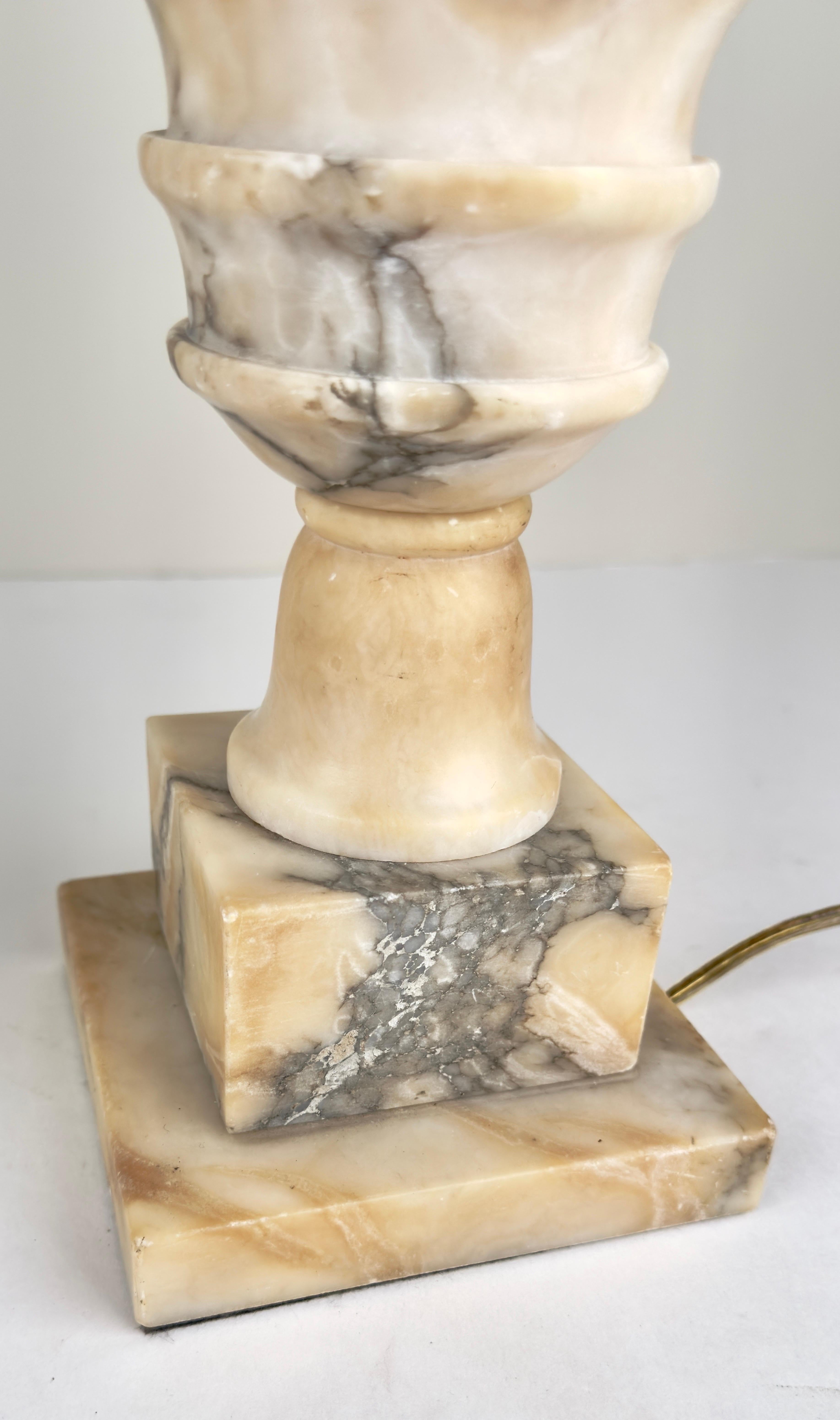Italian Neoclassical Style Carrara Alabaster Marble Lamp, a Pair 8