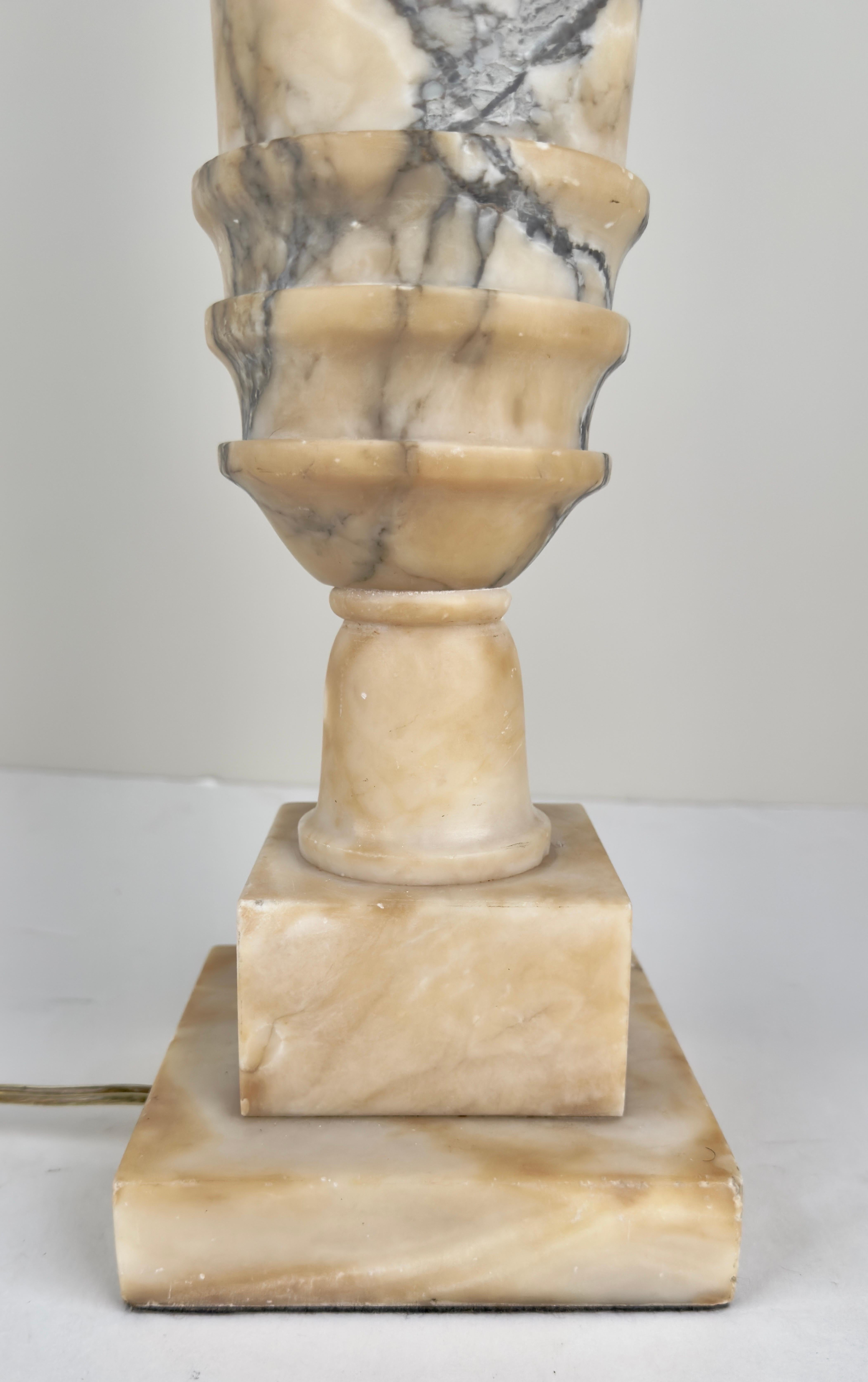 Italian Neoclassical Style Carrara Alabaster Marble Lamp, a Pair 1
