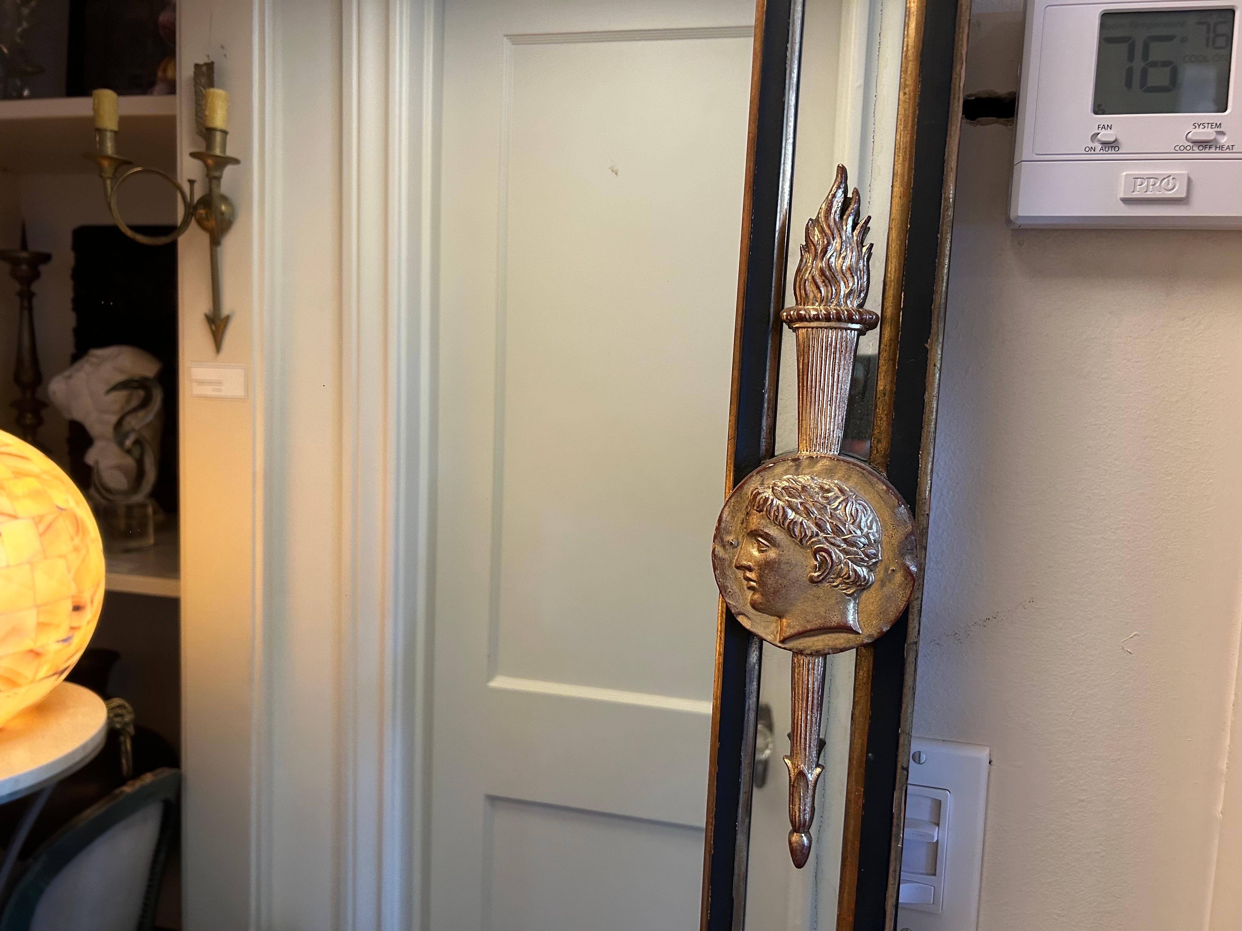 Italian Neoclassical Style Ebonized And Giltwood Mirror In Good Condition For Sale In Houston, TX