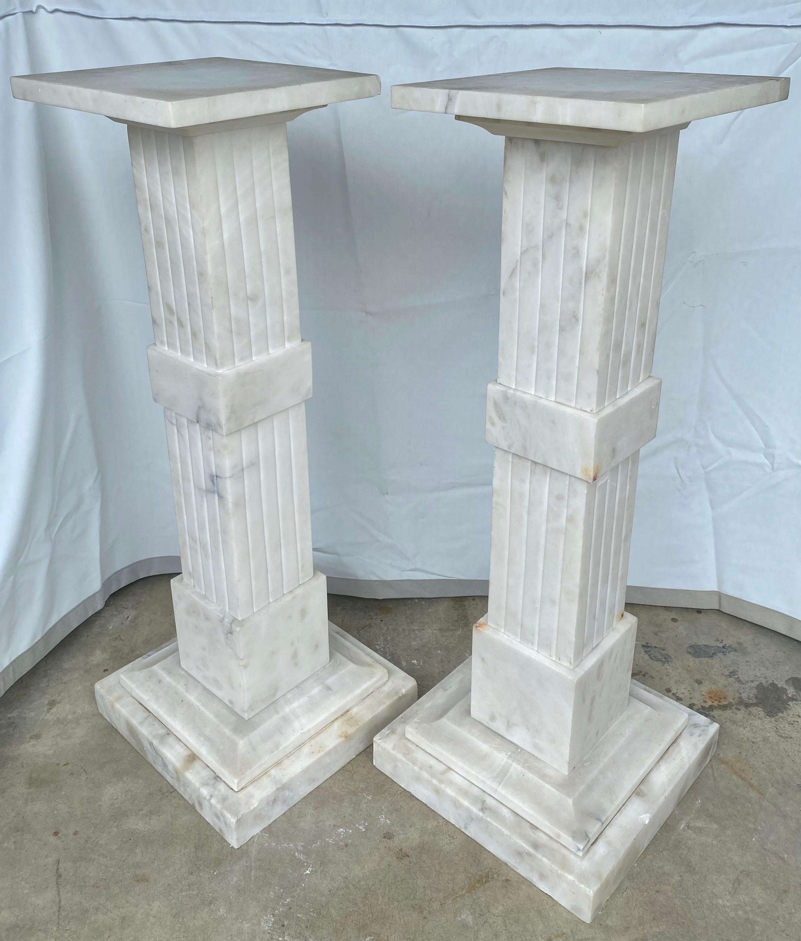Italian Neoclassical Style Fluted Onyx Marble Pedestal Column Stands, Italy 1