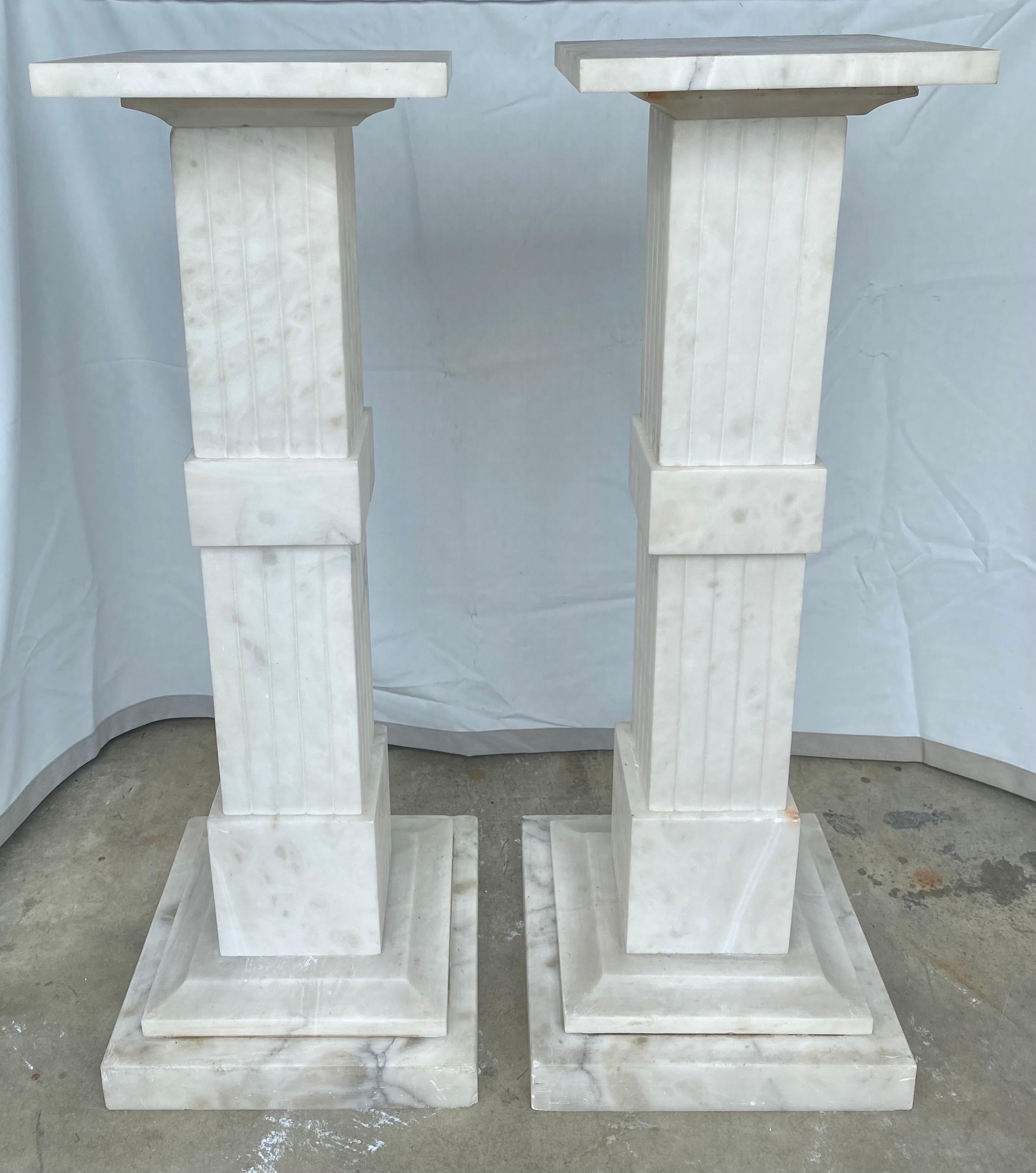 Italian Neoclassical Style Fluted Onyx Marble Pedestal Column Stands, Italy 2