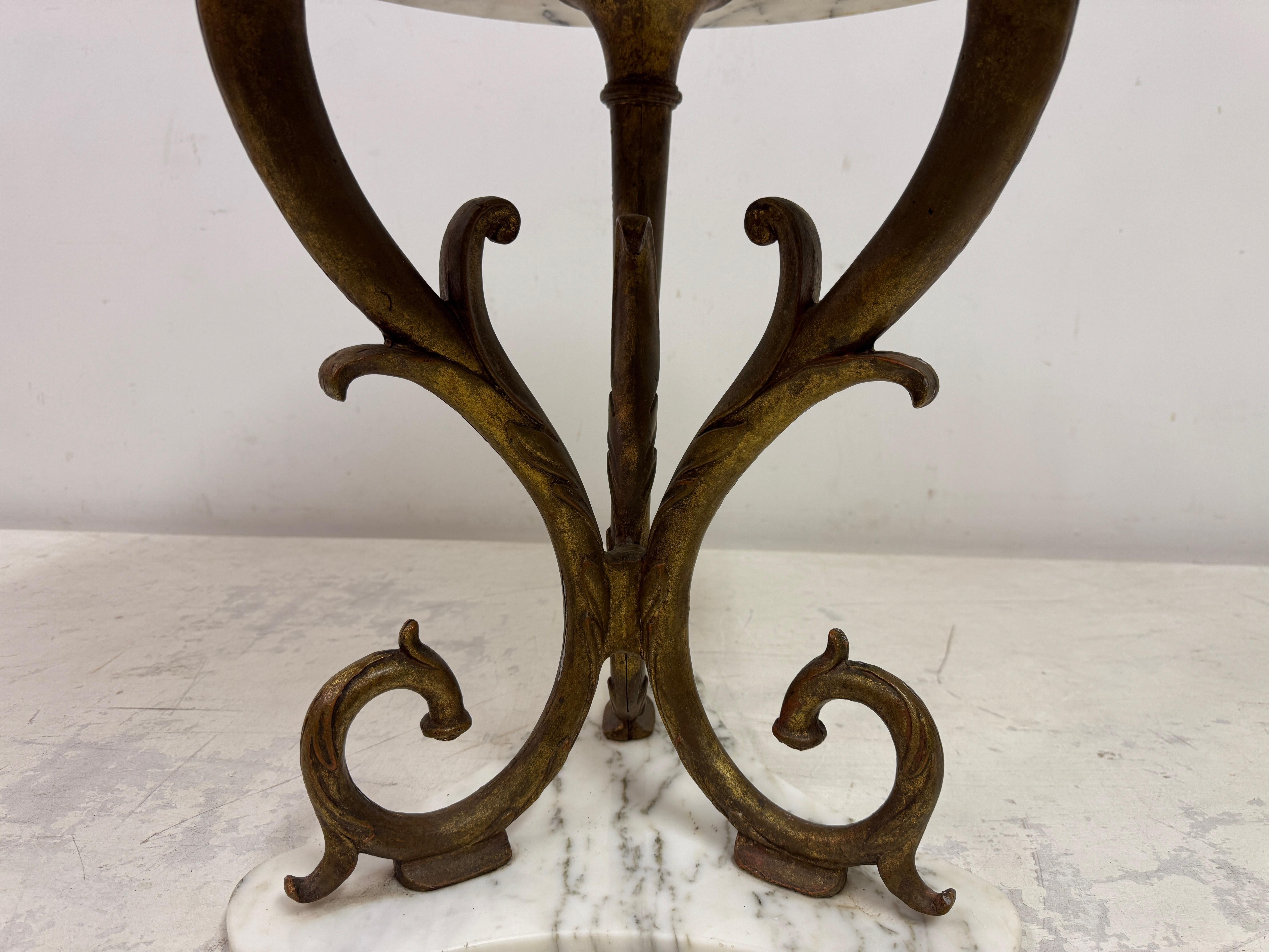 Italian Neoclassical-Style Gilt Metal and Marble Side Table, 1950s For Sale 6
