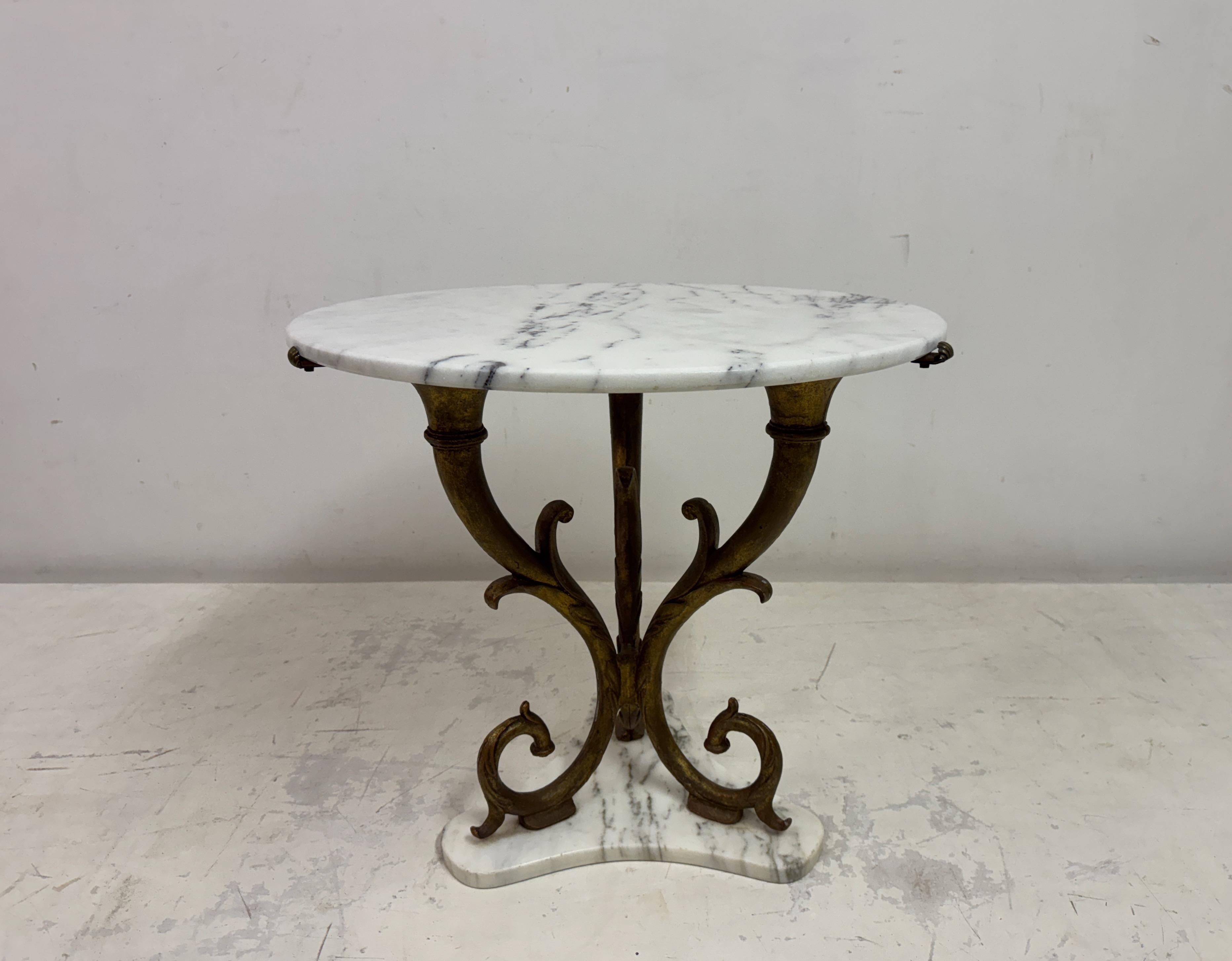Italian Neoclassical-Style Gilt Metal and Marble Side Table, 1950s For Sale 8