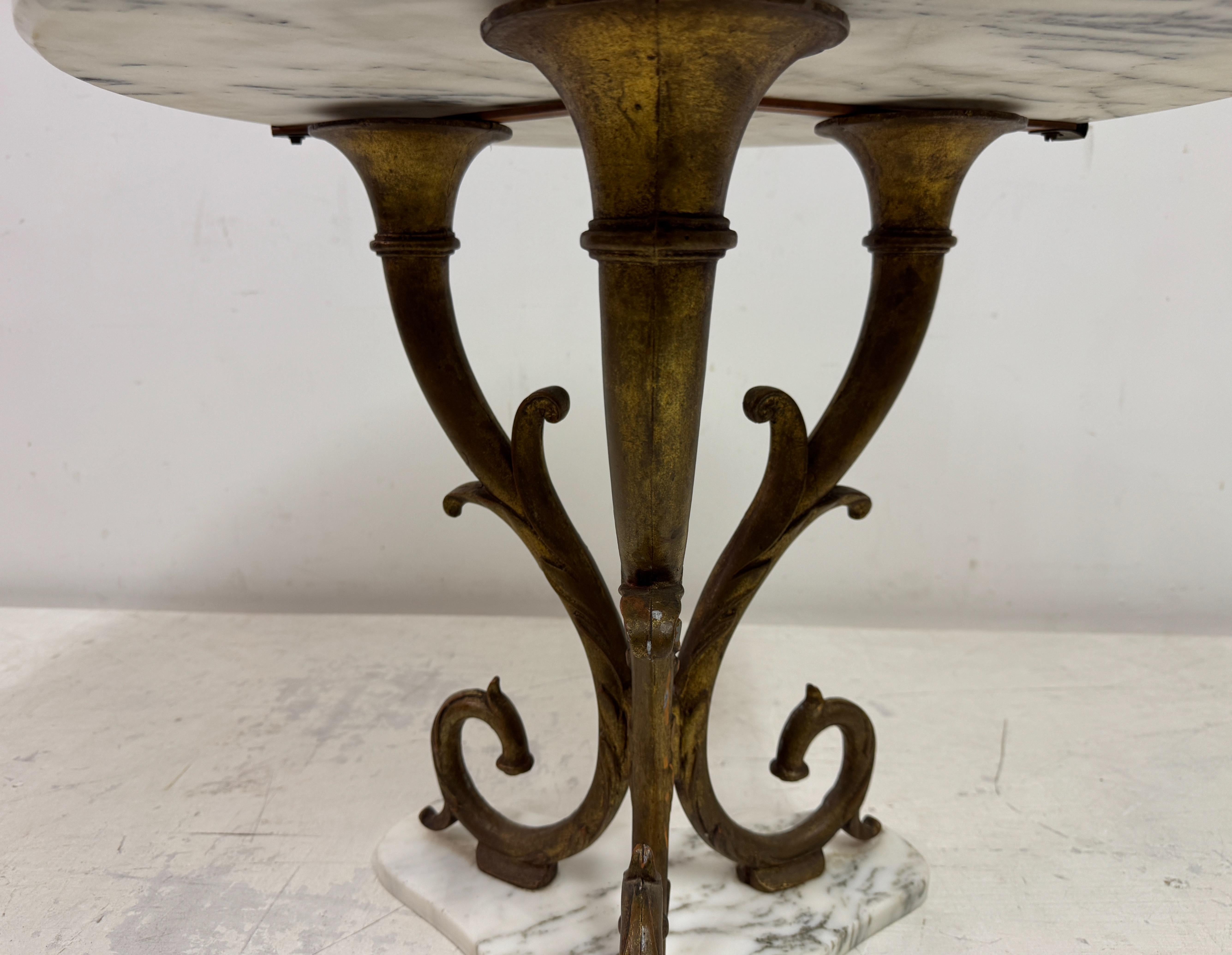 Italian Neoclassical-Style Gilt Metal and Marble Side Table, 1950s For Sale 4