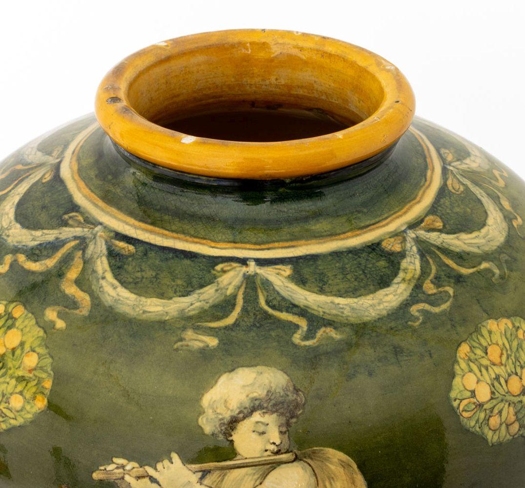 Neoclassico Vaso in ceramica smaltata in stile neoclassico italiano in vendita