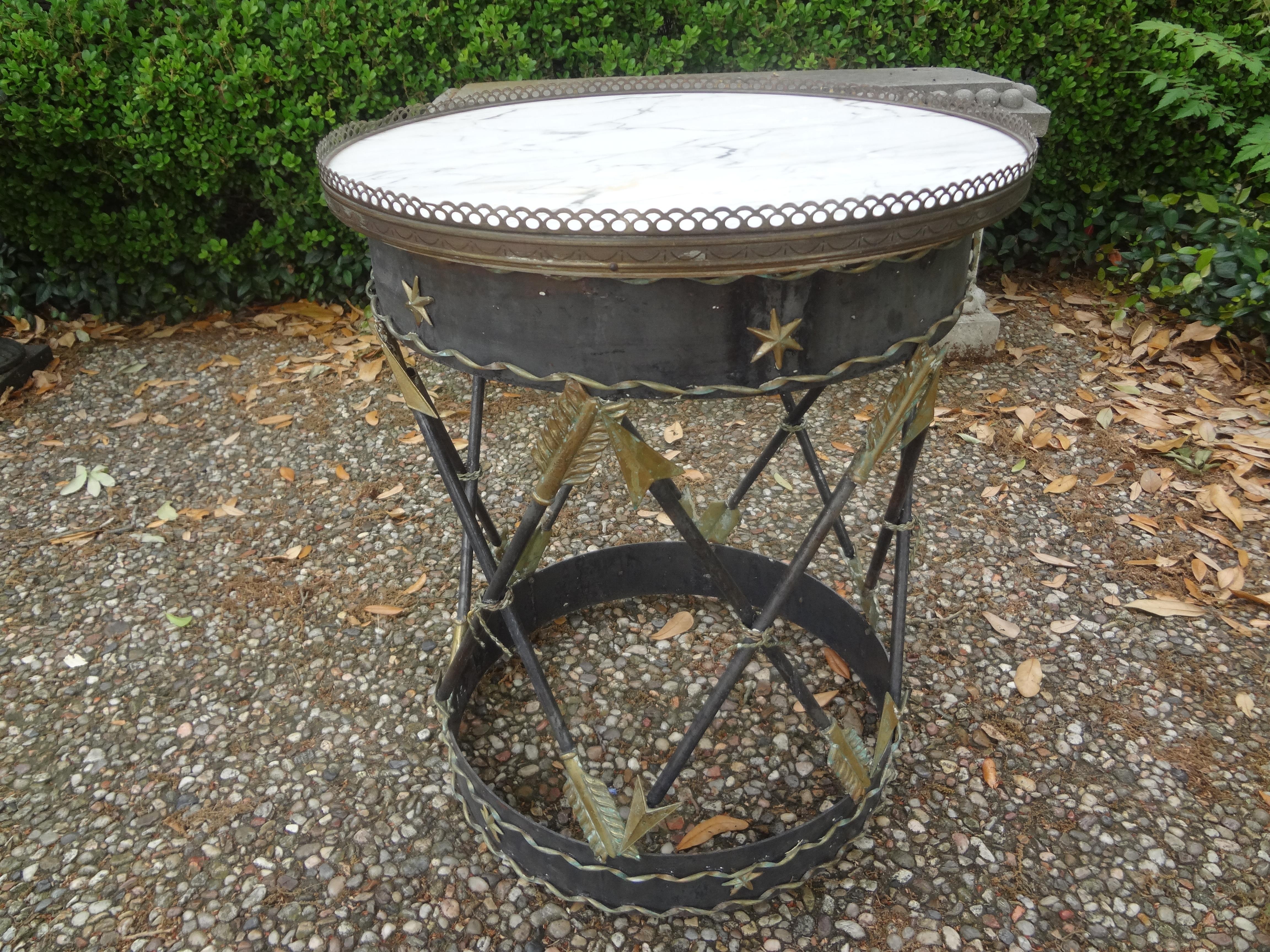 Italian Neoclassical Style Iron and Tole Table with Arrows For Sale 6