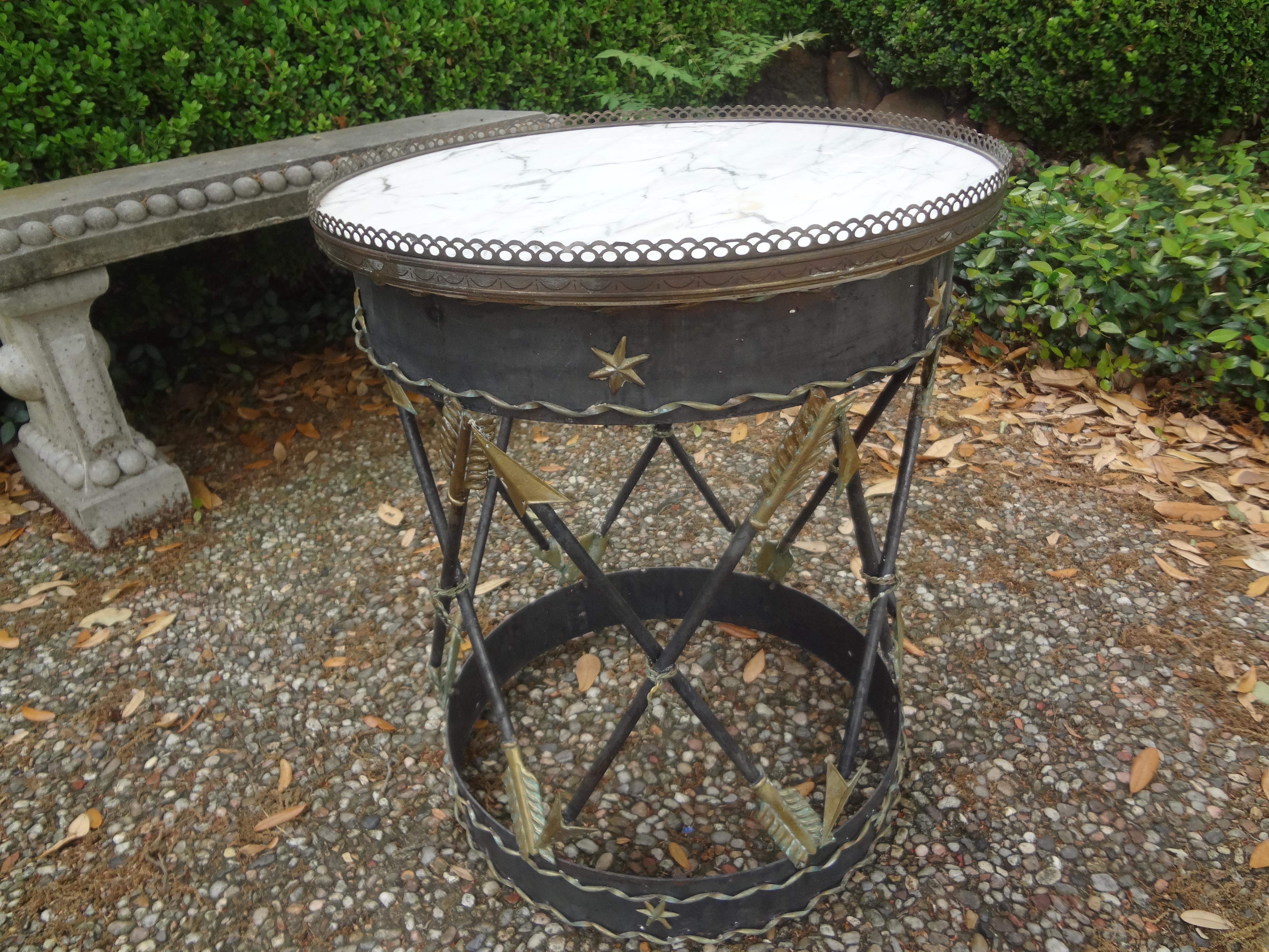 Italian Neoclassical Style Iron and Tole Table with Arrows For Sale 5