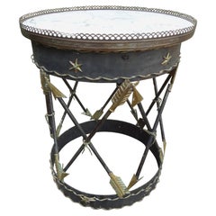 Mesa de Hierro y Tole con Flechas de Estilo Neoclásico Italiano
