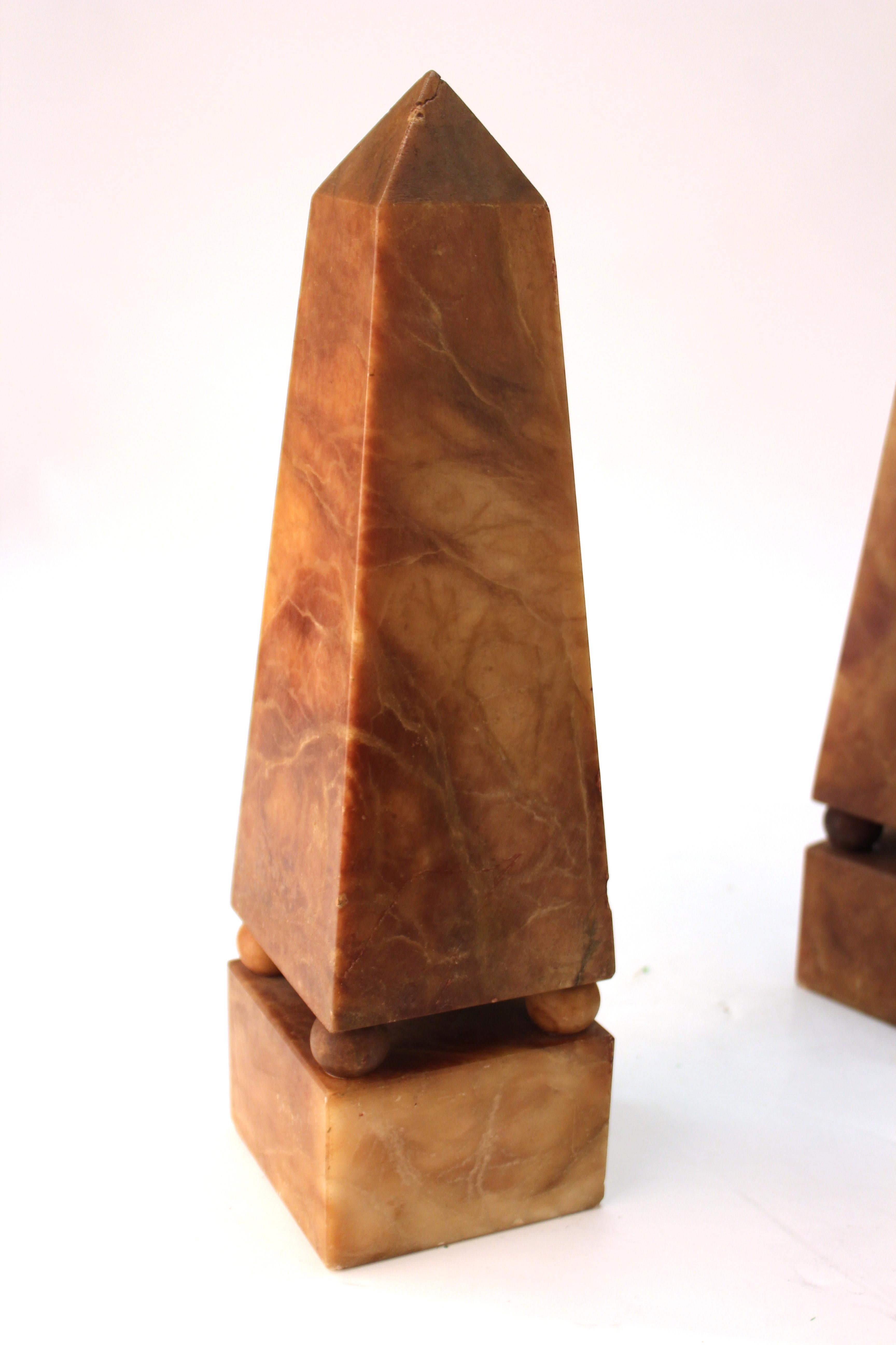 Italian Neoclassical Style Obelisks in Extinct Brown Alabaster For Sale 1