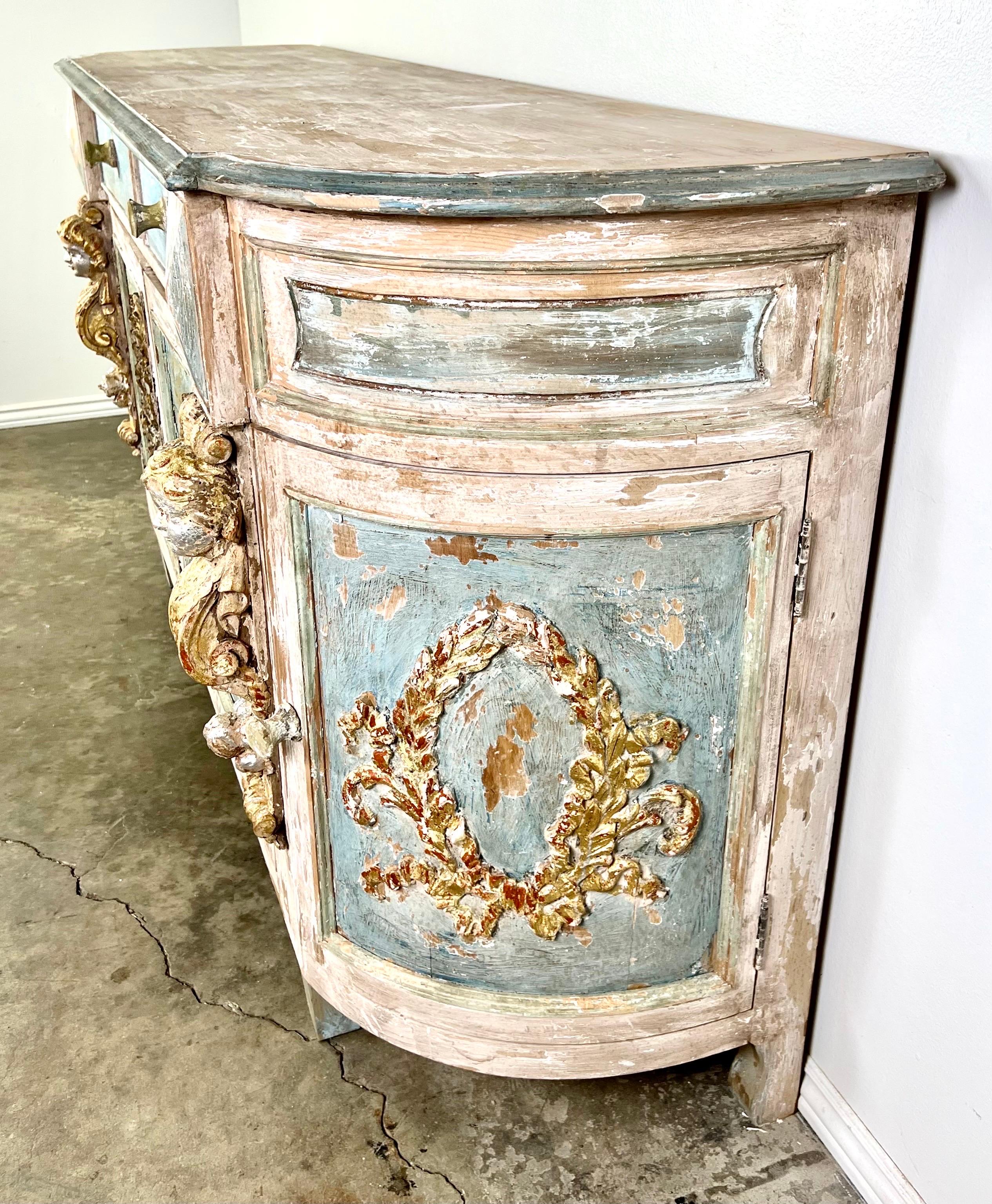  Italian Neoclassical style Painted & Parcel Gilt Credenza In Distressed Condition In Los Angeles, CA