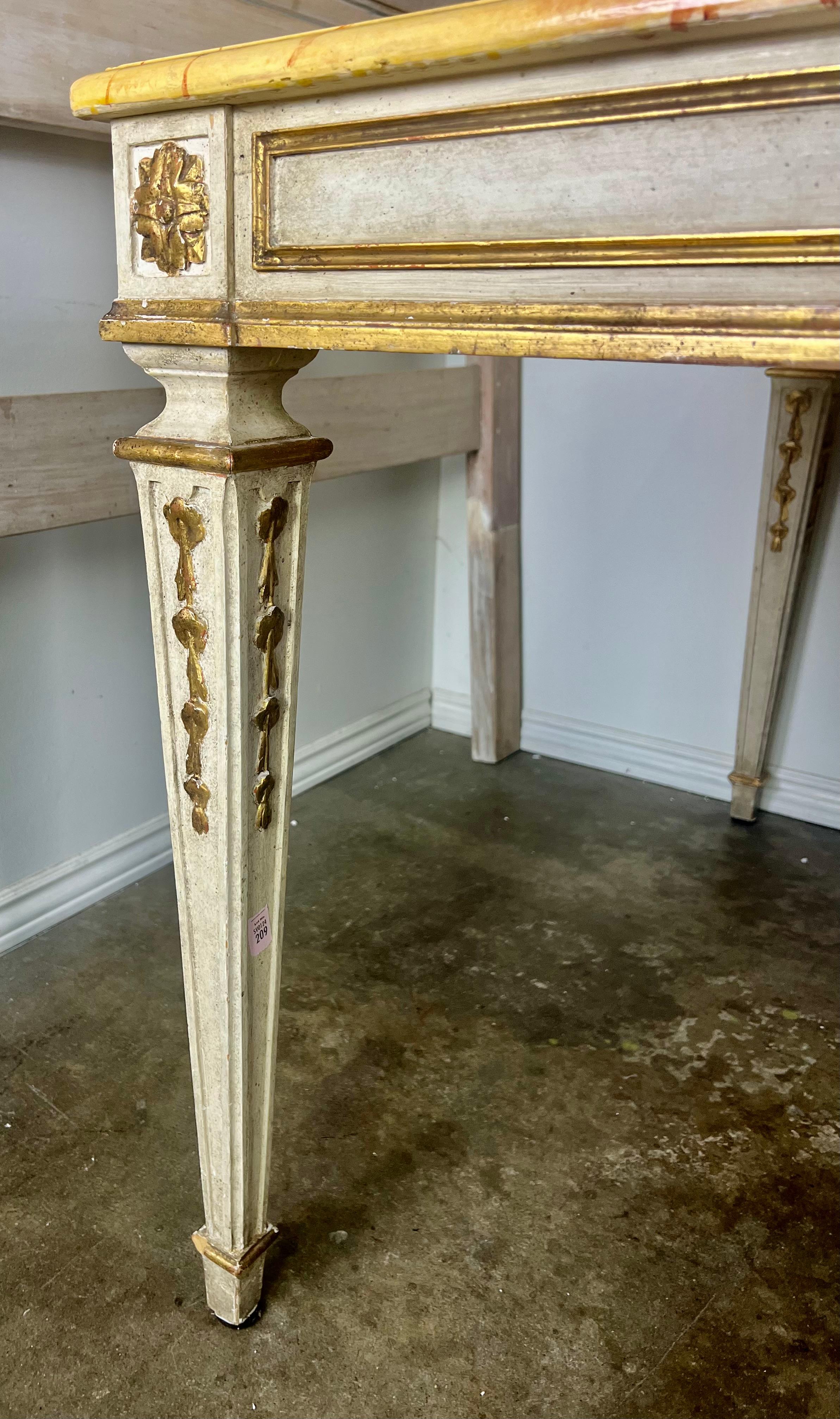 Italian Neoclassical Style Painted & Parcel Gilt Dining Table w/ Faux Marble Top For Sale 2